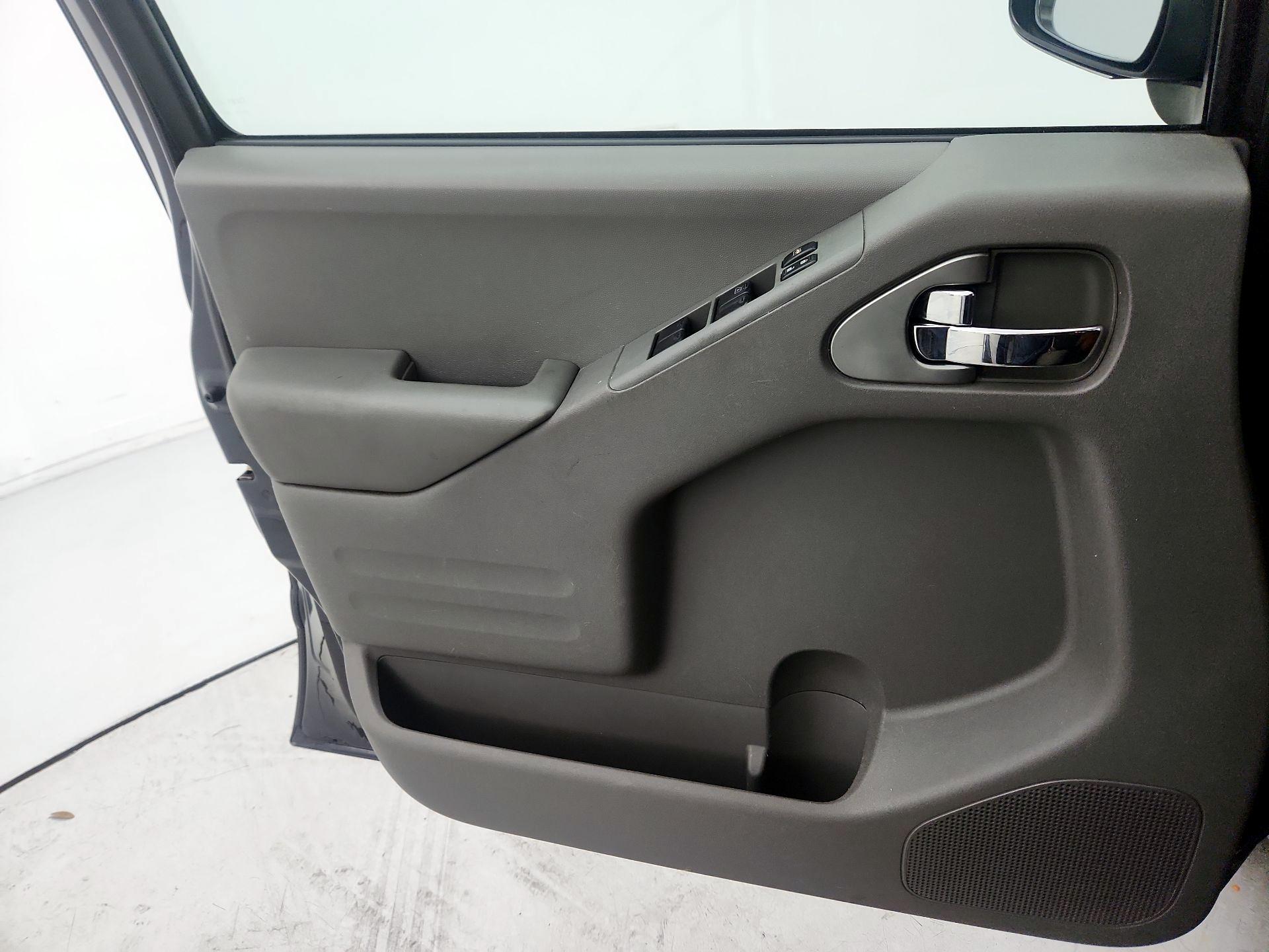 Thumbnail: 2015 Nissan Frontier - 12