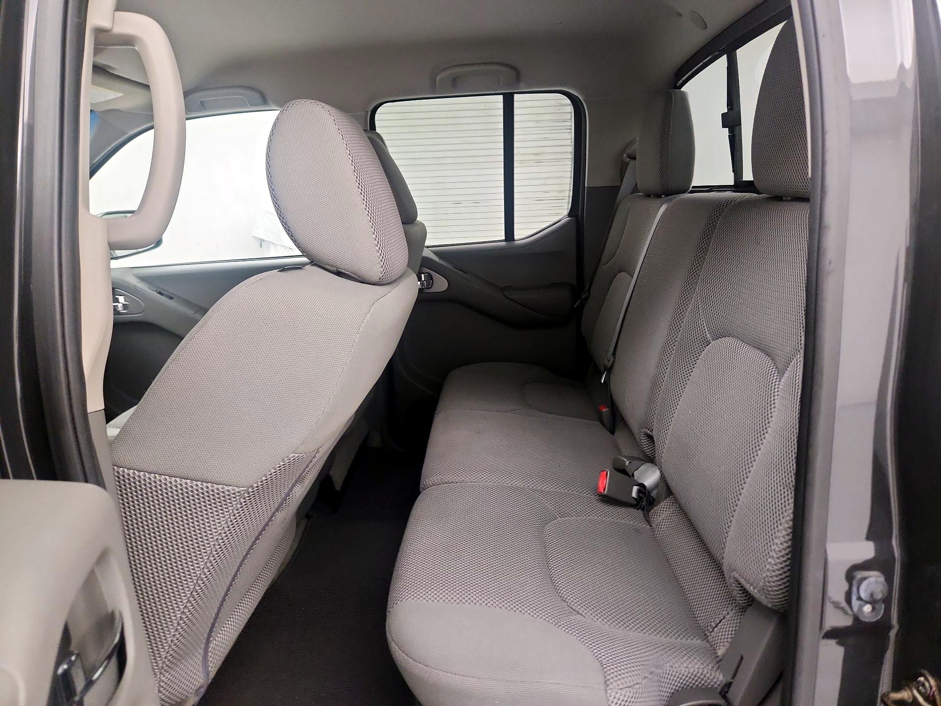 Thumbnail: 2015 Nissan Frontier - 18