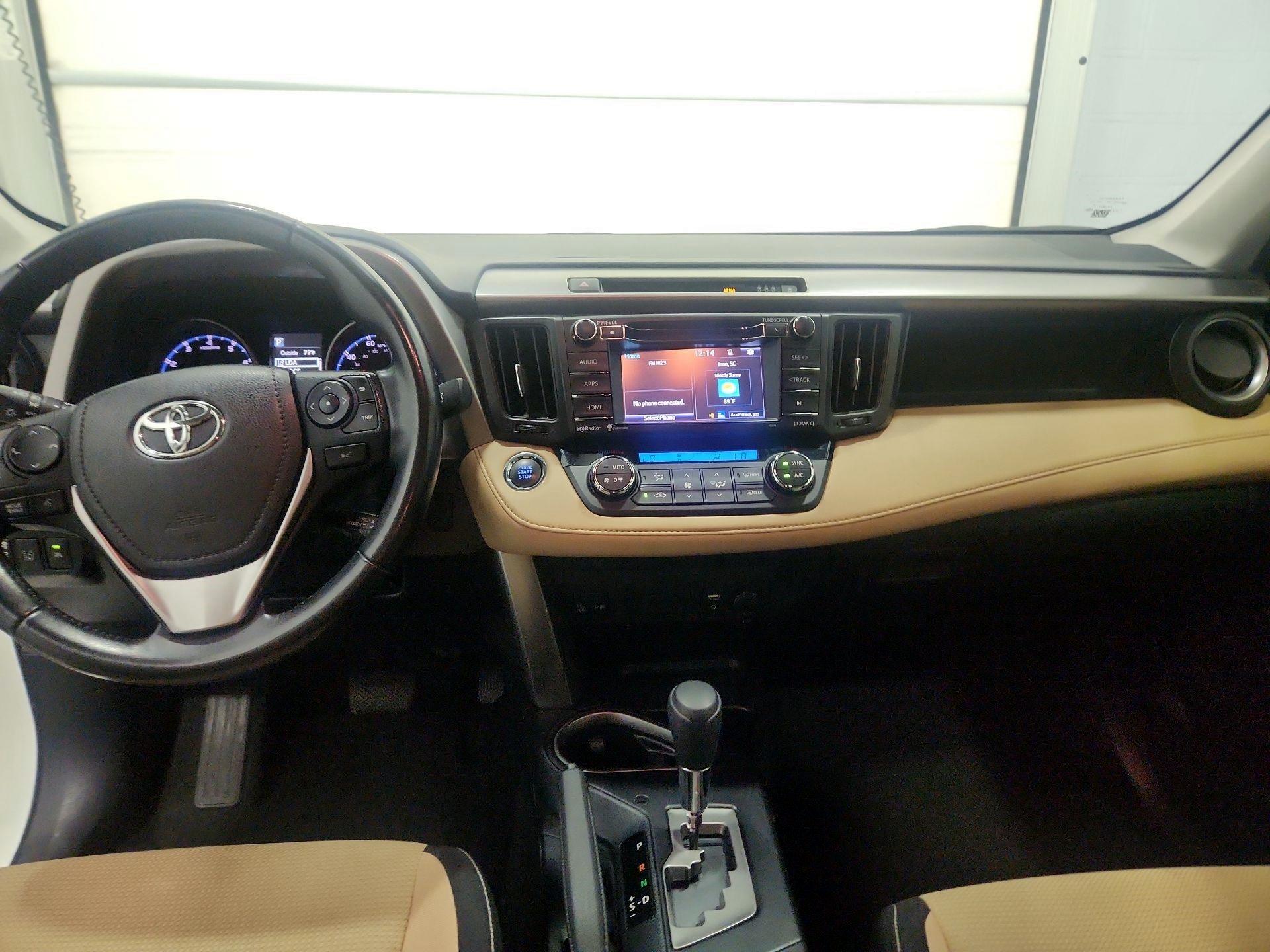 Thumbnail: 2018 Toyota RAV4 - 9