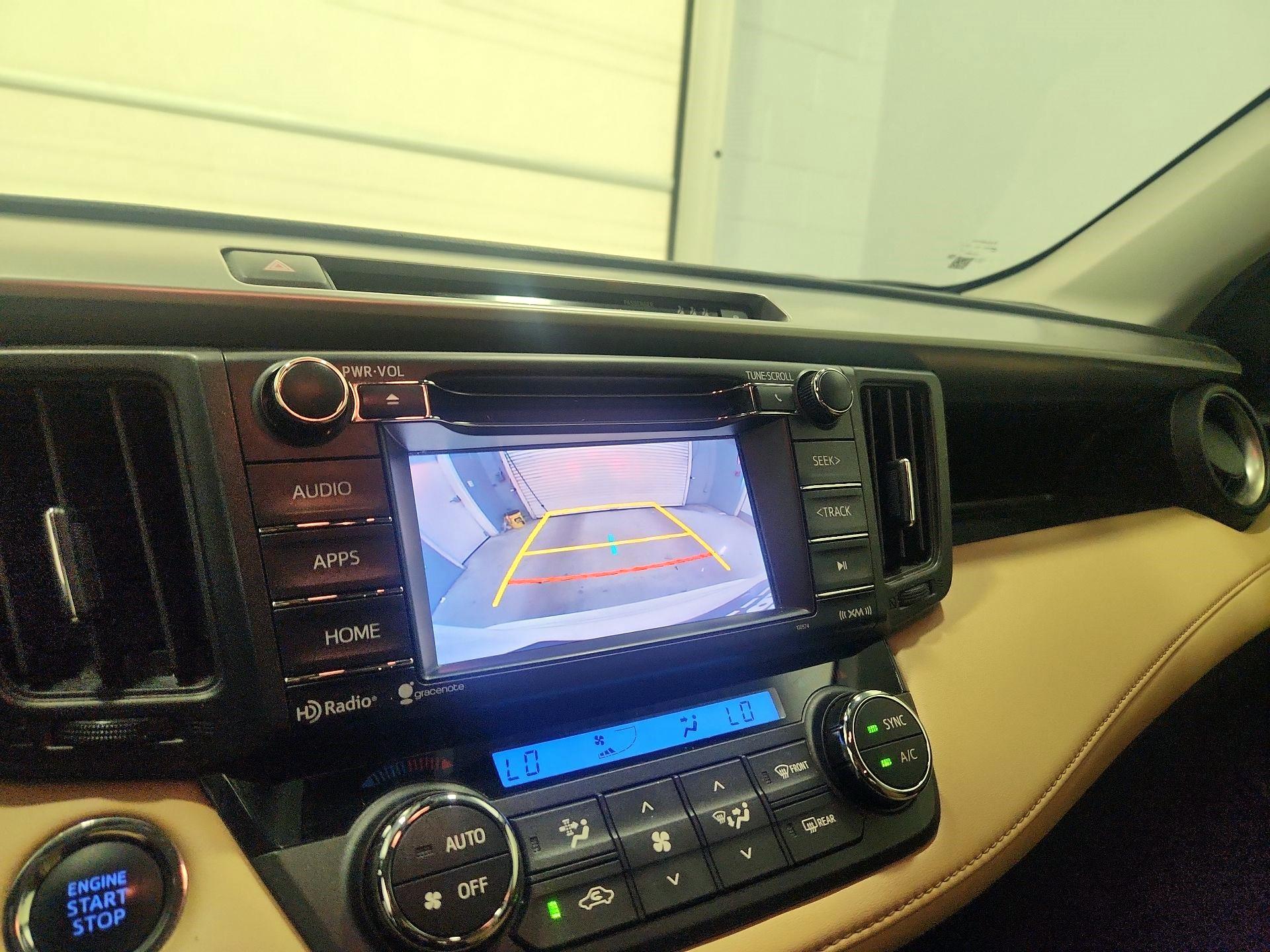 Thumbnail: 2018 Toyota RAV4 - 14