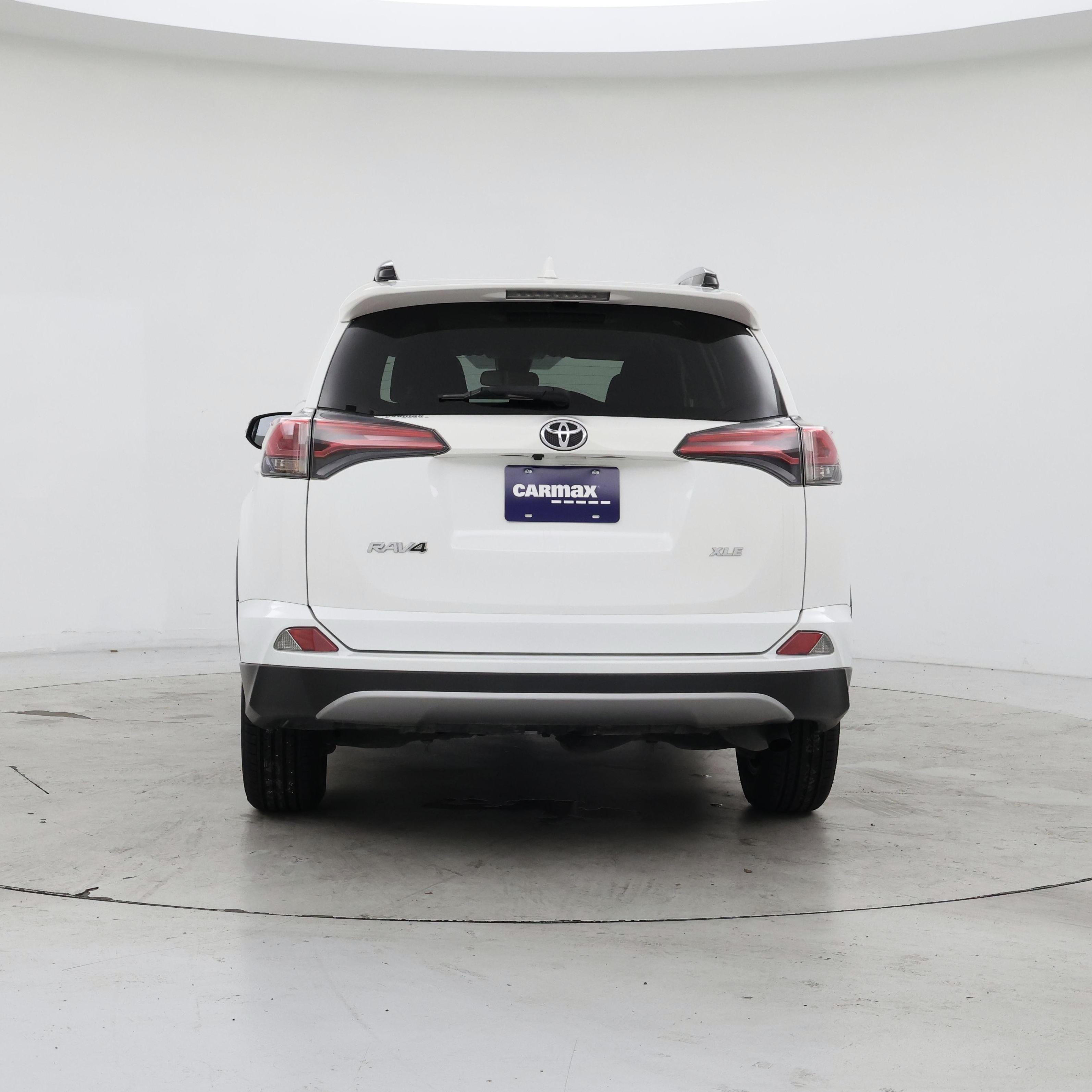 Thumbnail: 2018 Toyota RAV4 - 6