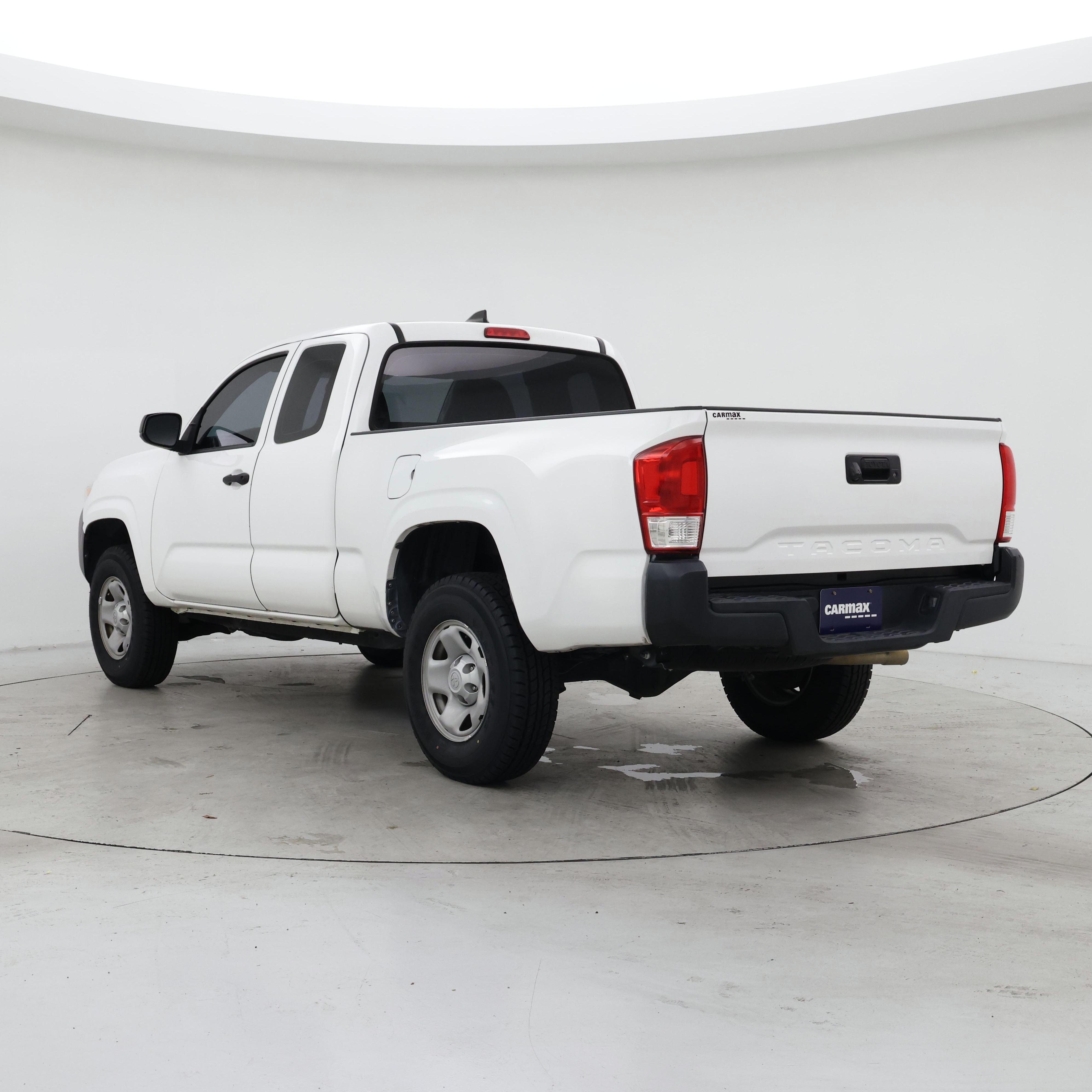 Thumbnail: 2017 Toyota Tacoma - 2