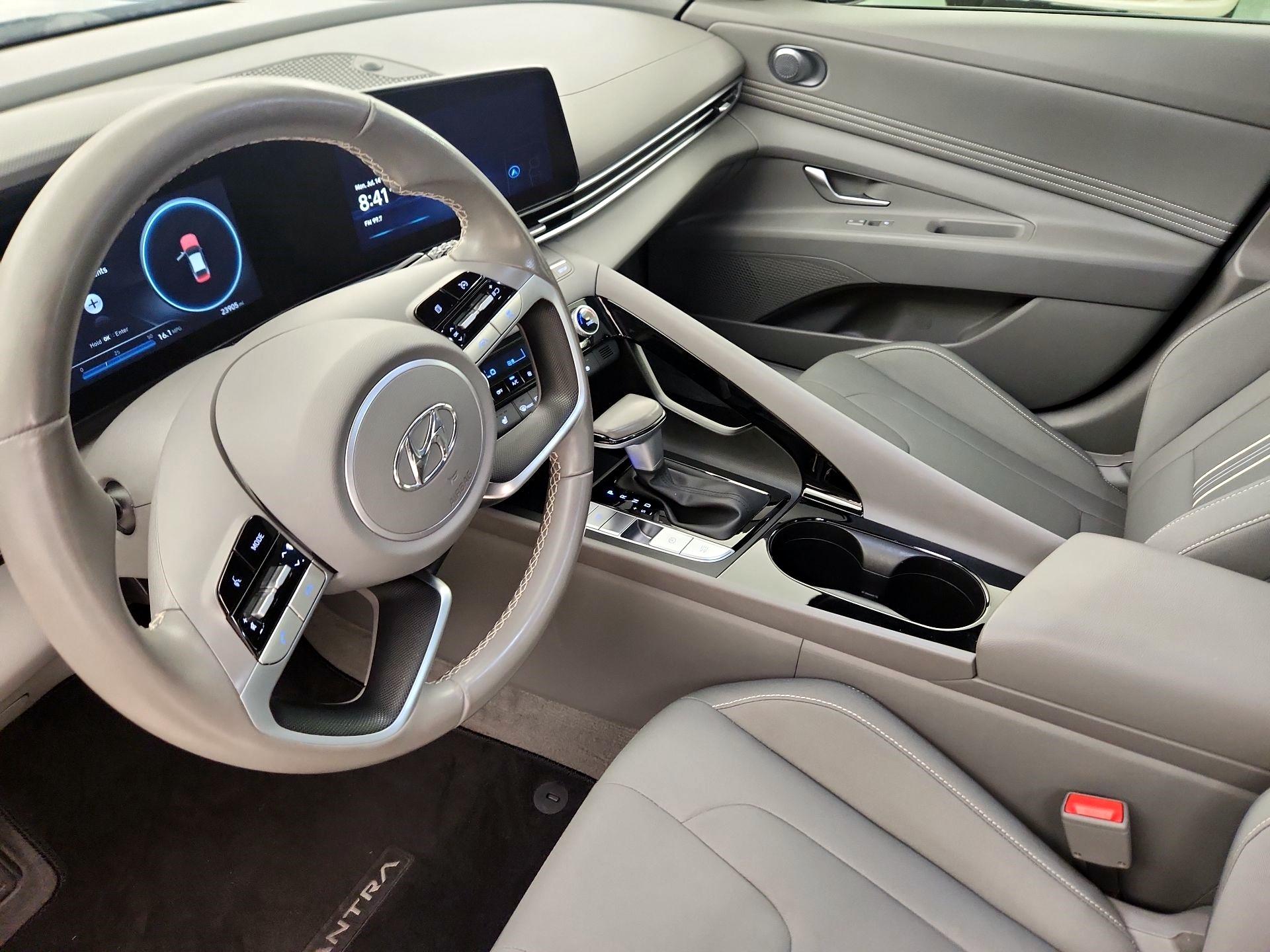 Thumbnail: 2023 Hyundai Elantra - 11