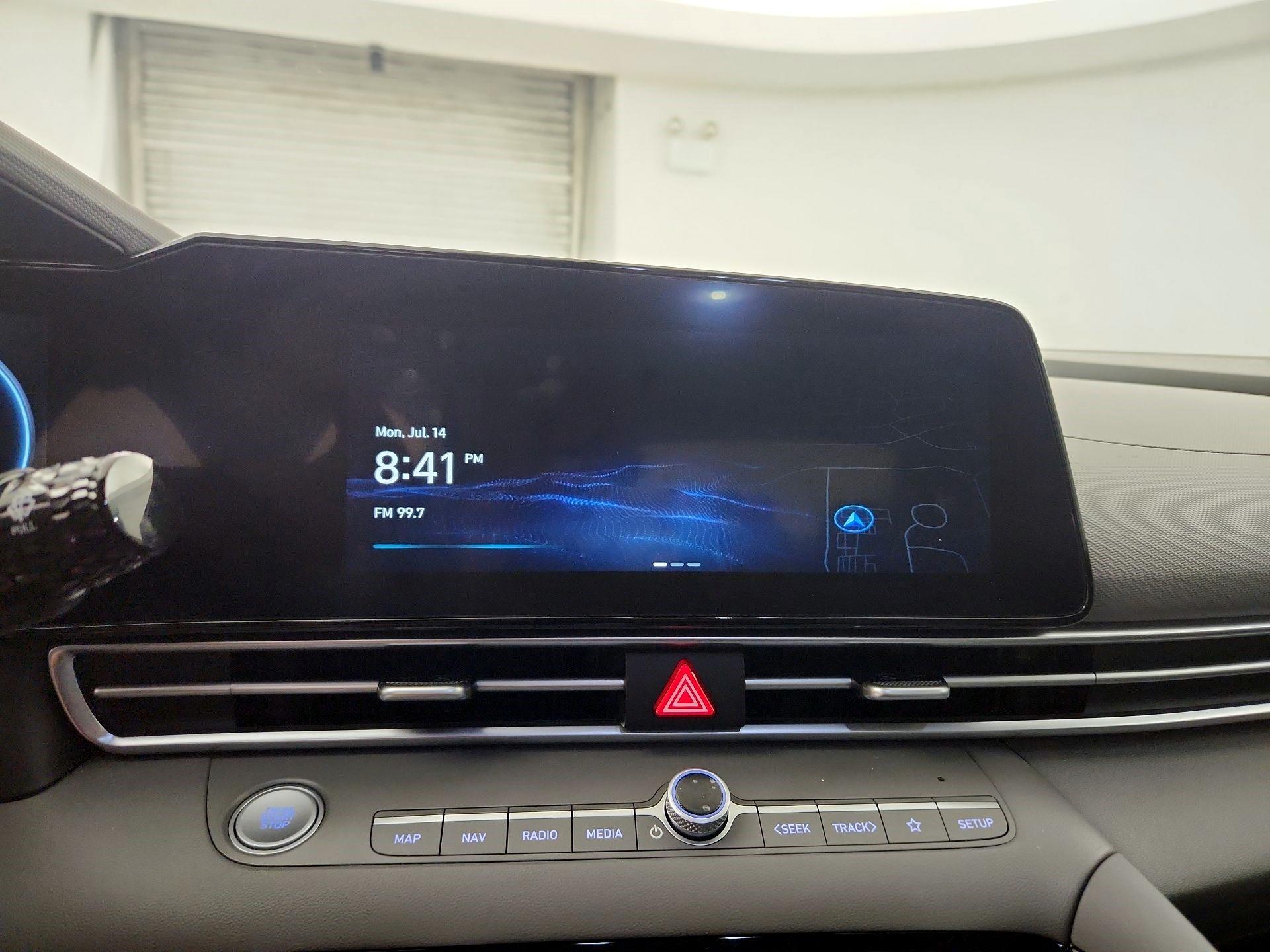 Thumbnail: 2023 Hyundai Elantra - 15