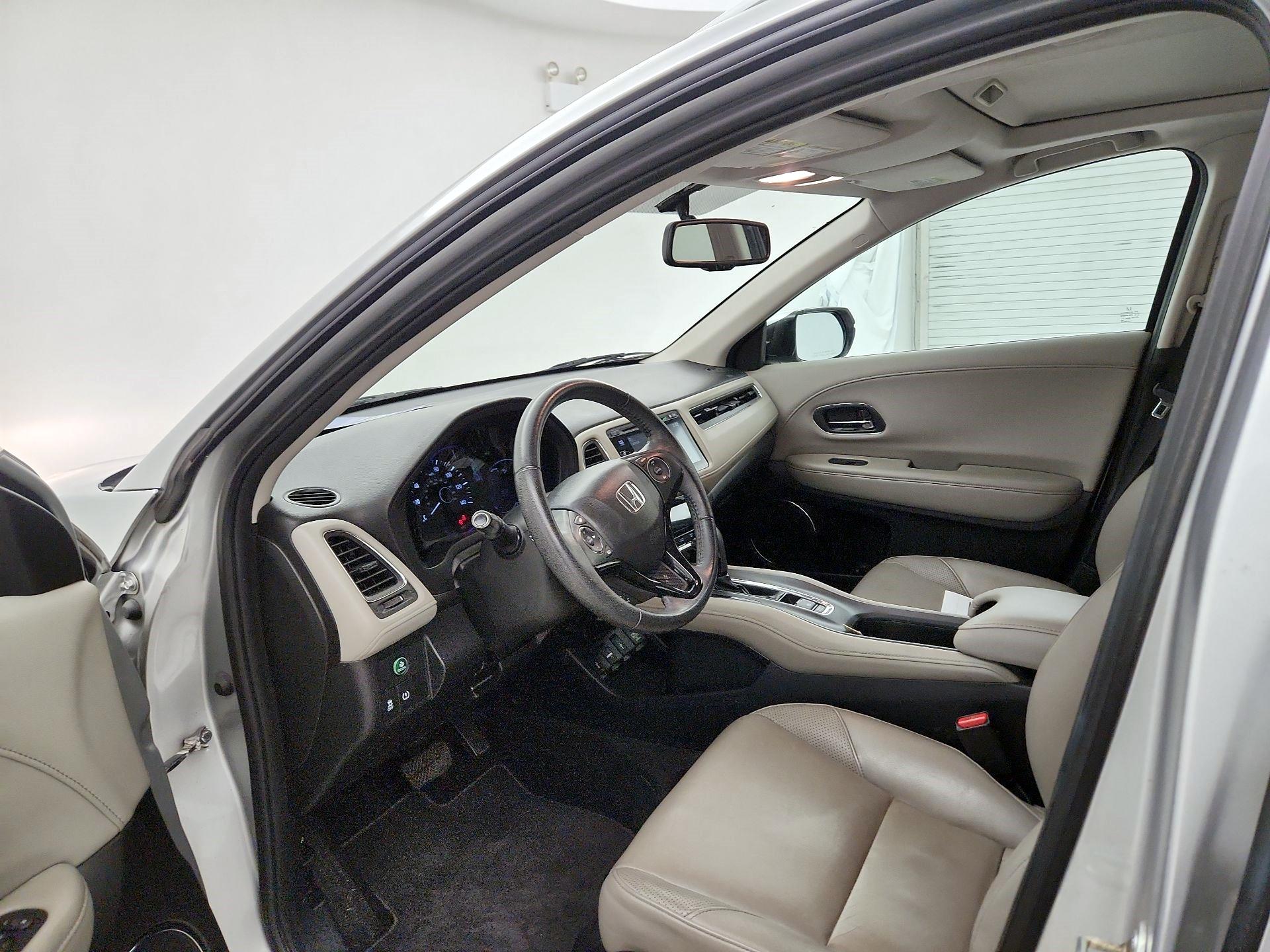 Thumbnail: 2016 Honda HR-V - 11