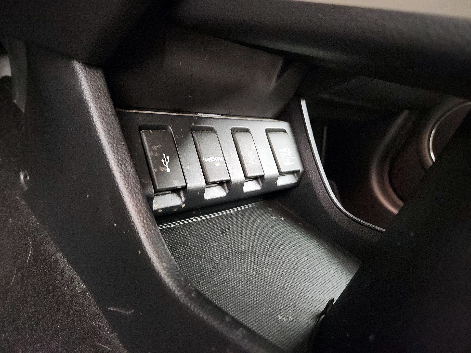 Thumbnail: 2016 Honda HR-V - 18