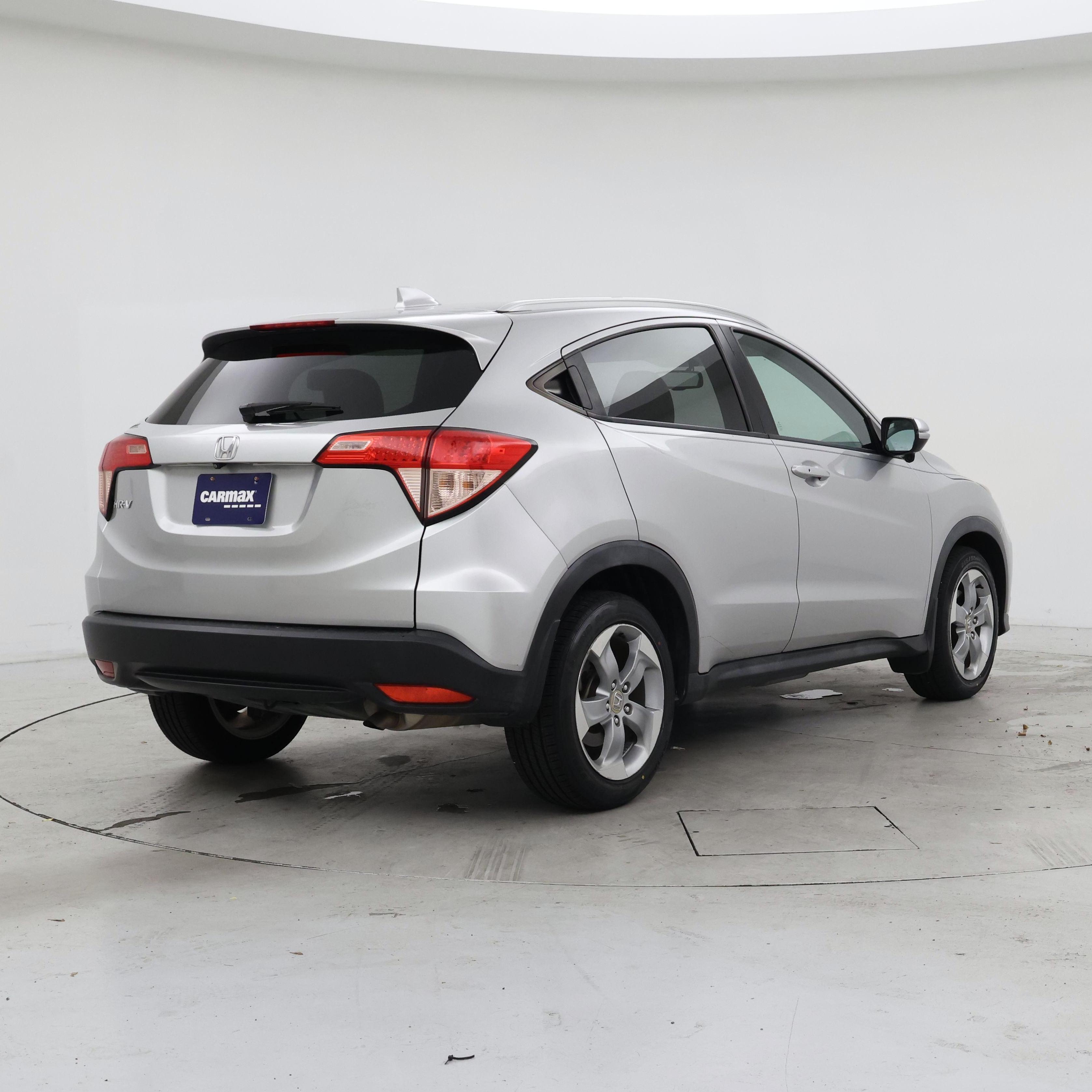 Thumbnail: 2016 Honda HR-V - 8