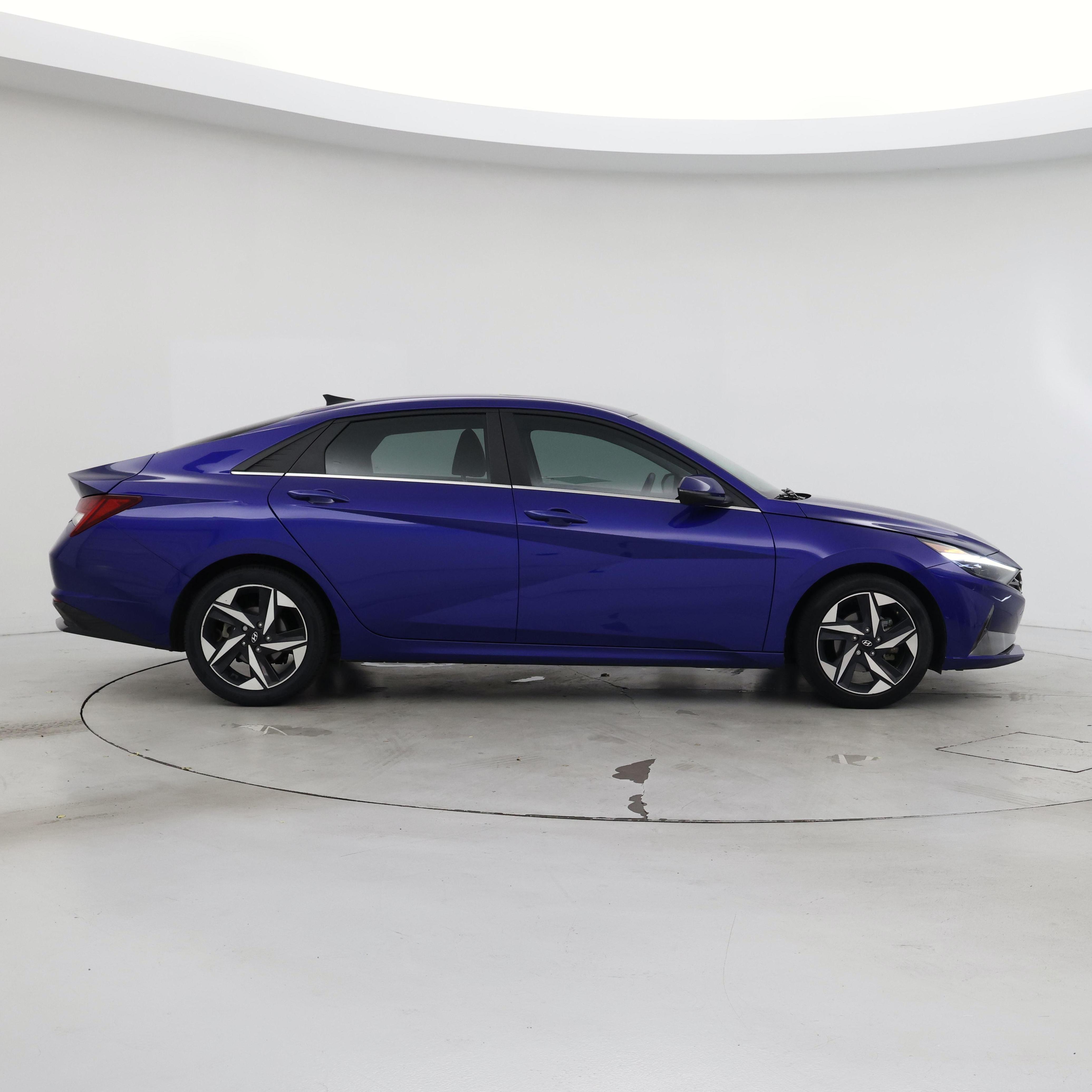 Thumbnail: 2023 Hyundai Elantra - 7