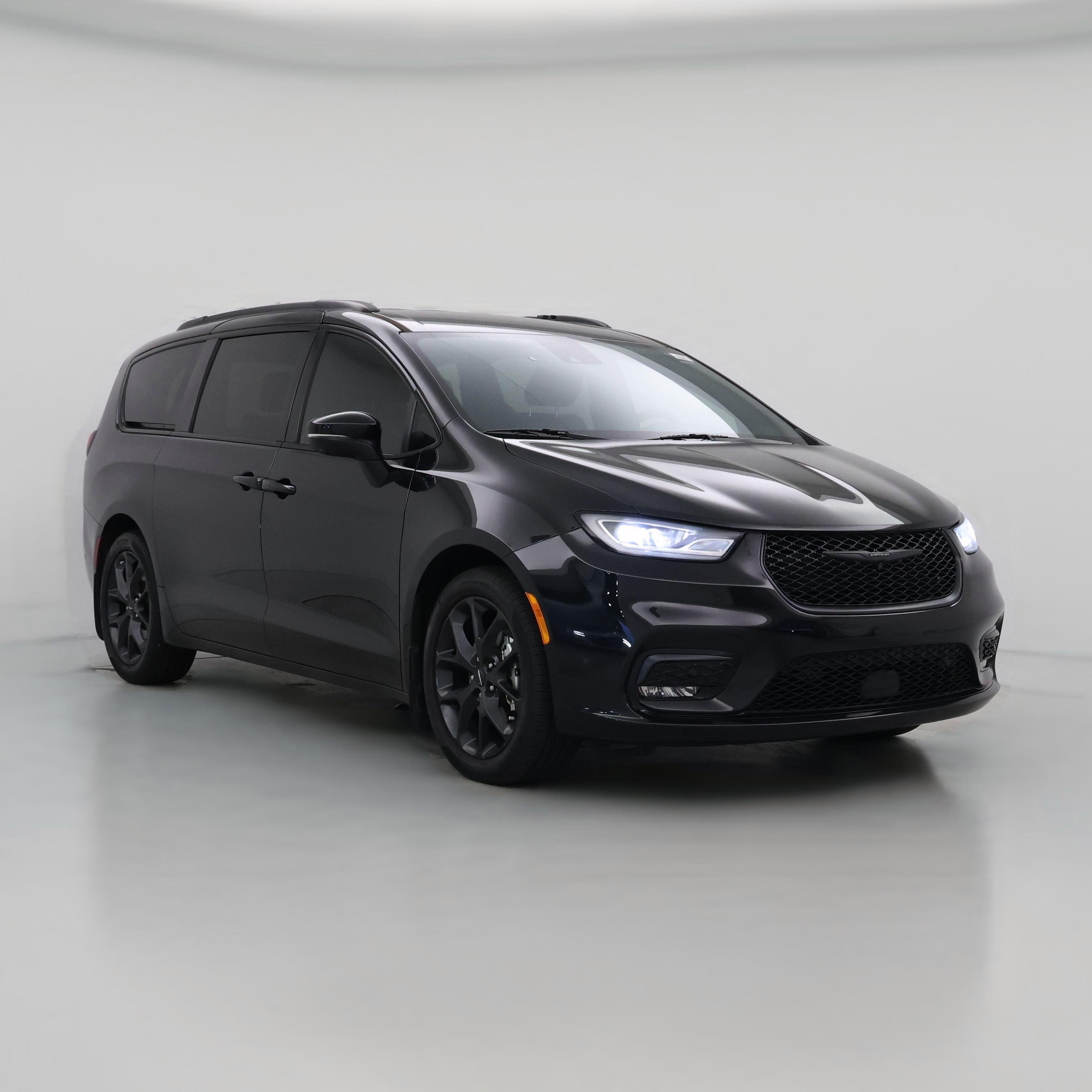 Thumbnail: 2023 Chrysler Pacifica - 1