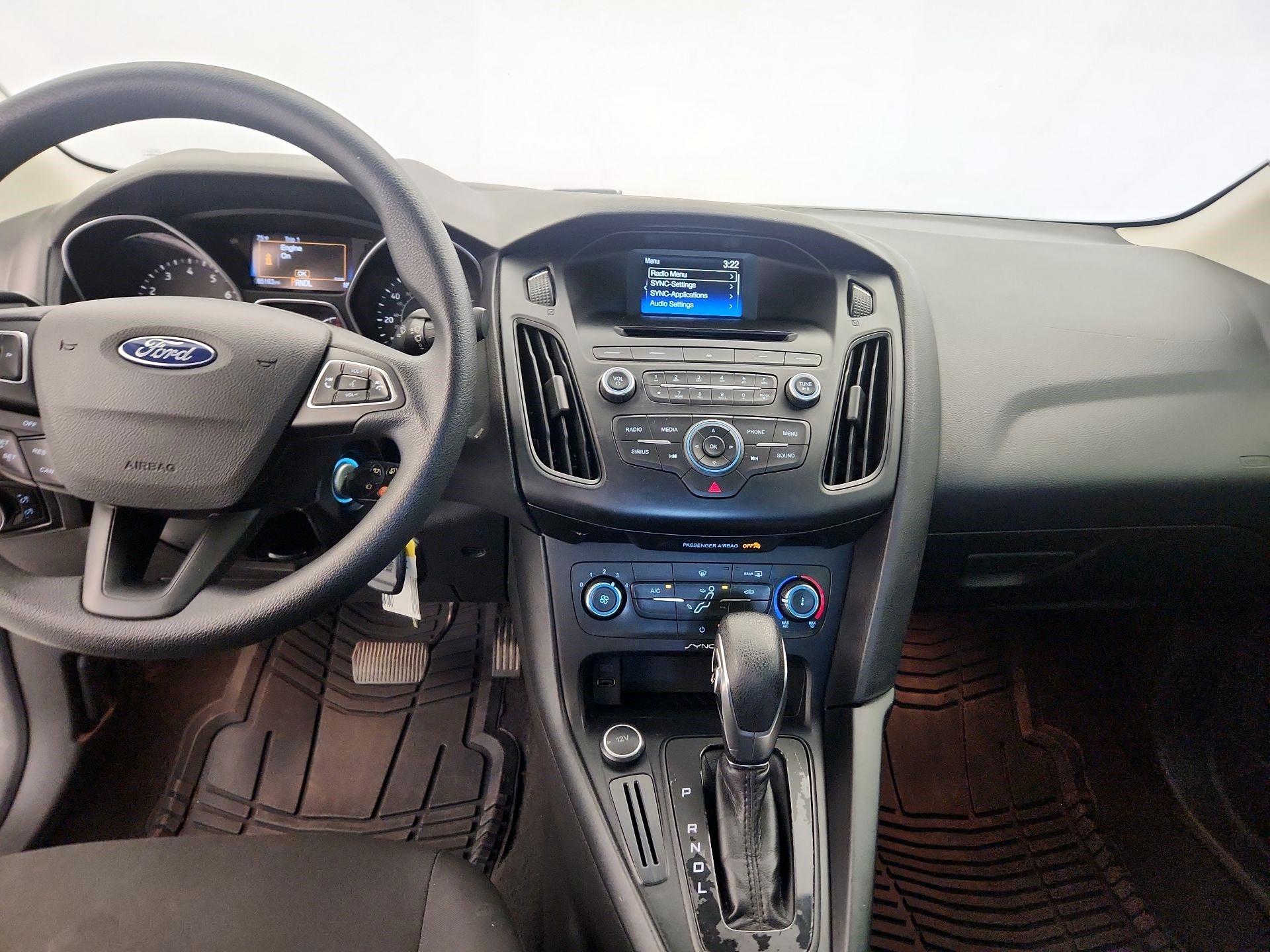 Thumbnail: 2017 Ford Focus - 9