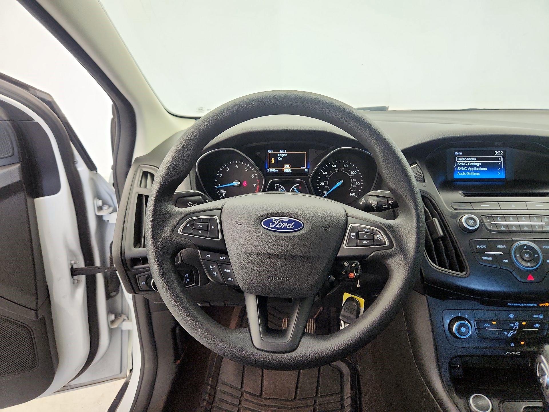 Thumbnail: 2017 Ford Focus - 10