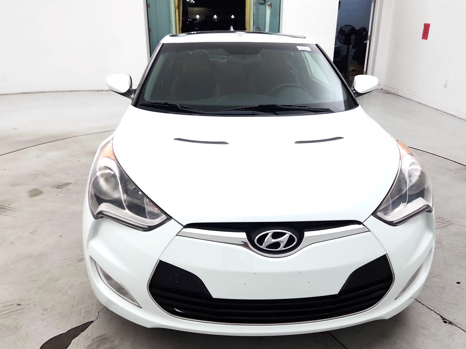 Thumbnail: 2014 Hyundai Veloster - 2