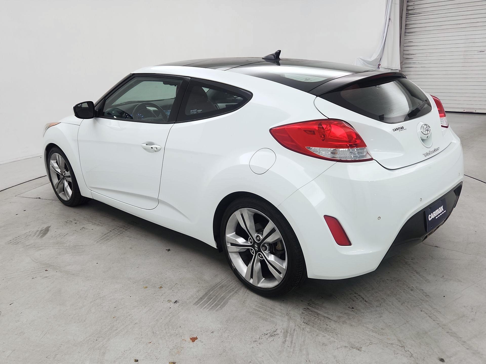 Thumbnail: 2014 Hyundai Veloster - 7
