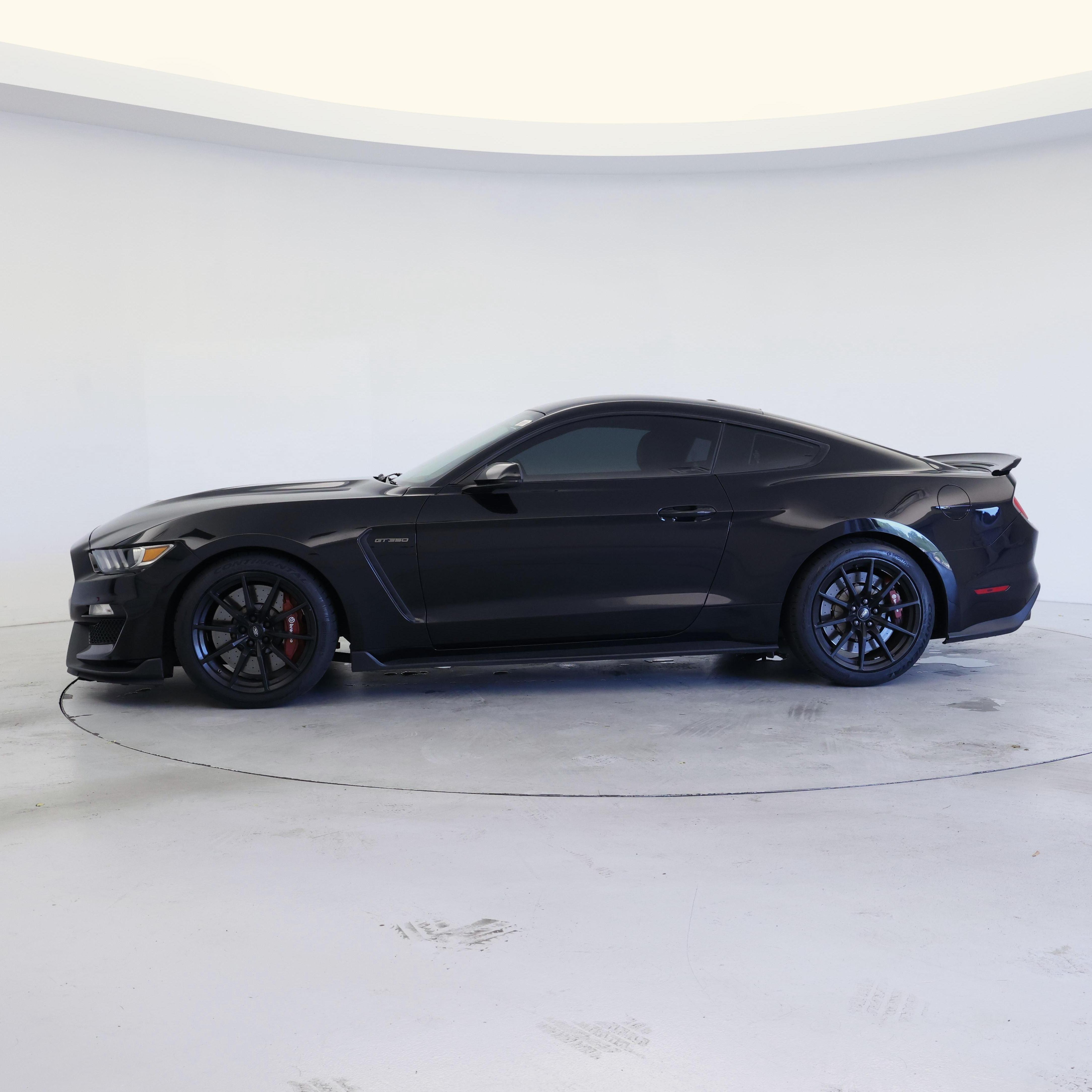 Thumbnail: 2018 Ford Mustang - 3