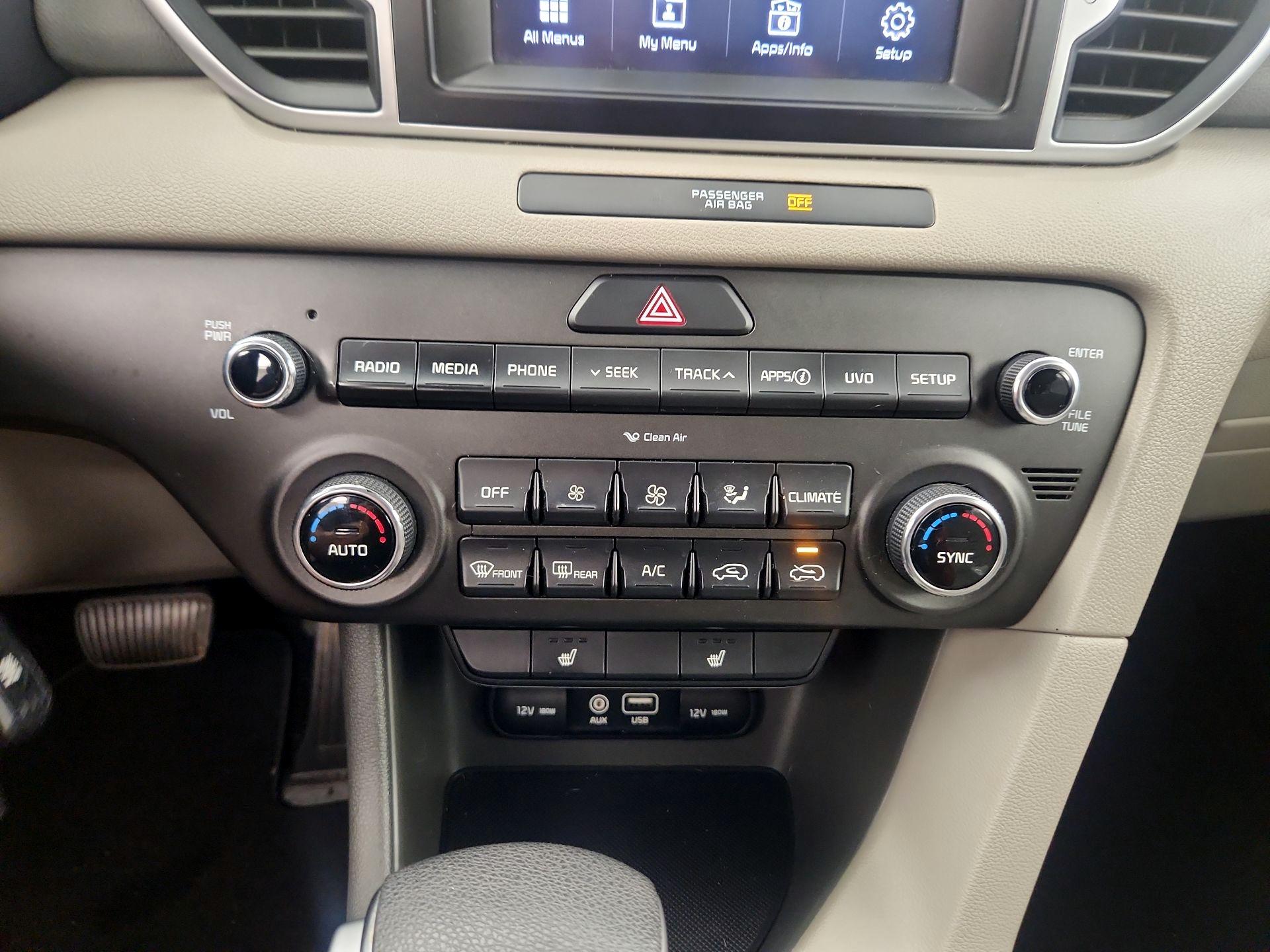 Thumbnail: 2019 Kia Sportage - 16