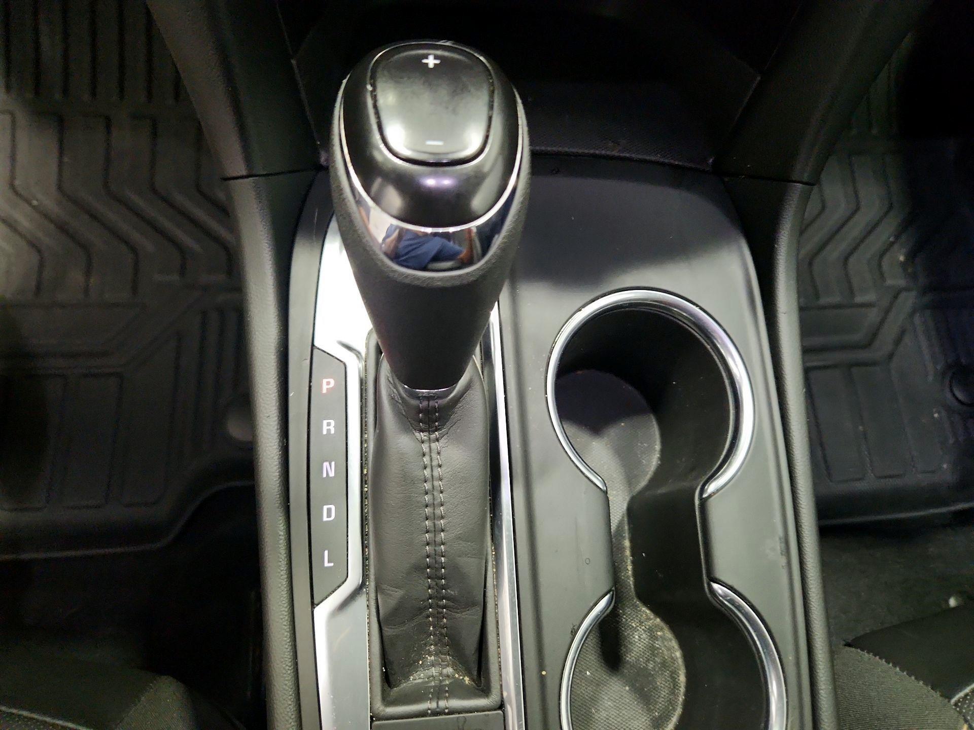 Thumbnail: 2021 Chevrolet Equinox - 17