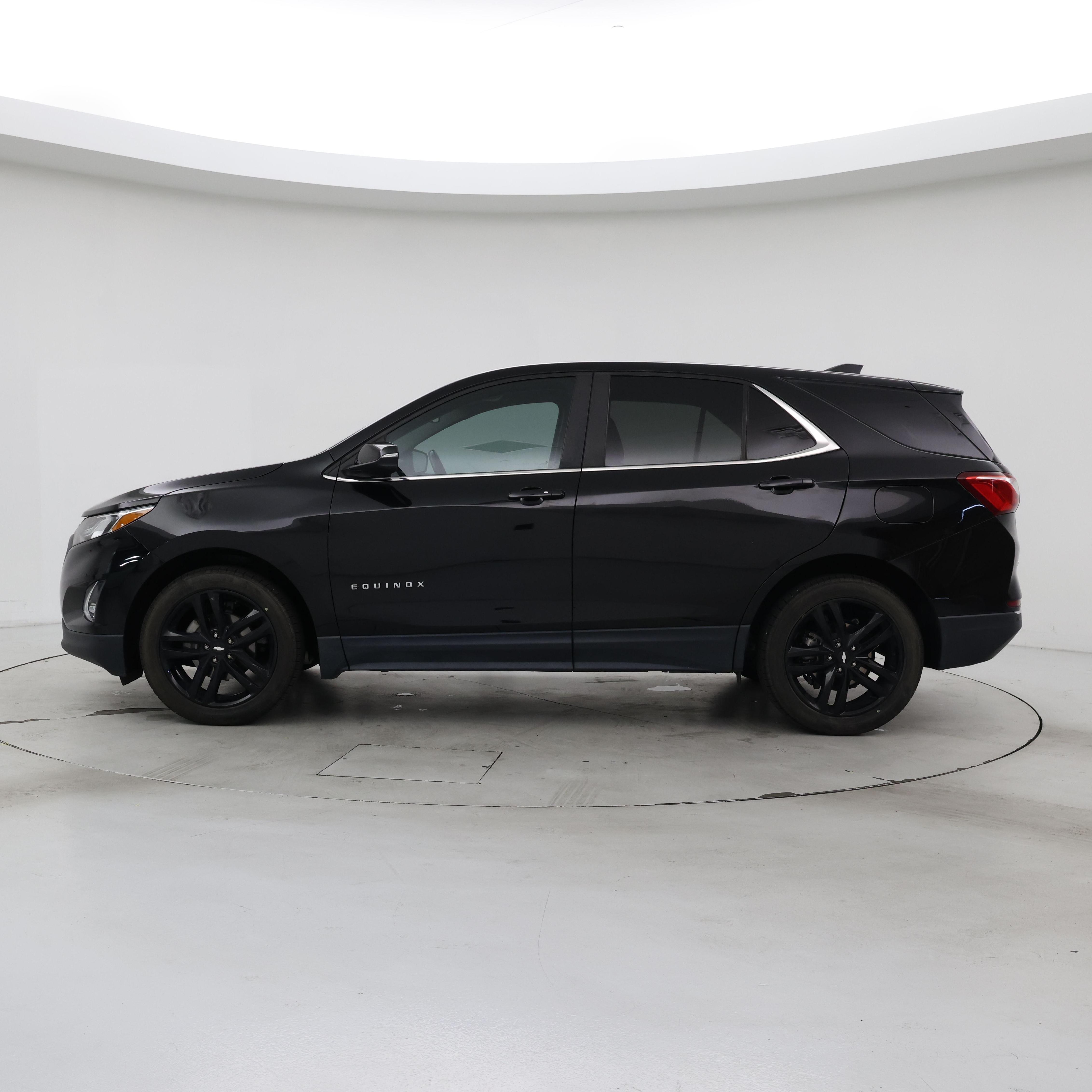 Thumbnail: 2021 Chevrolet Equinox - 3