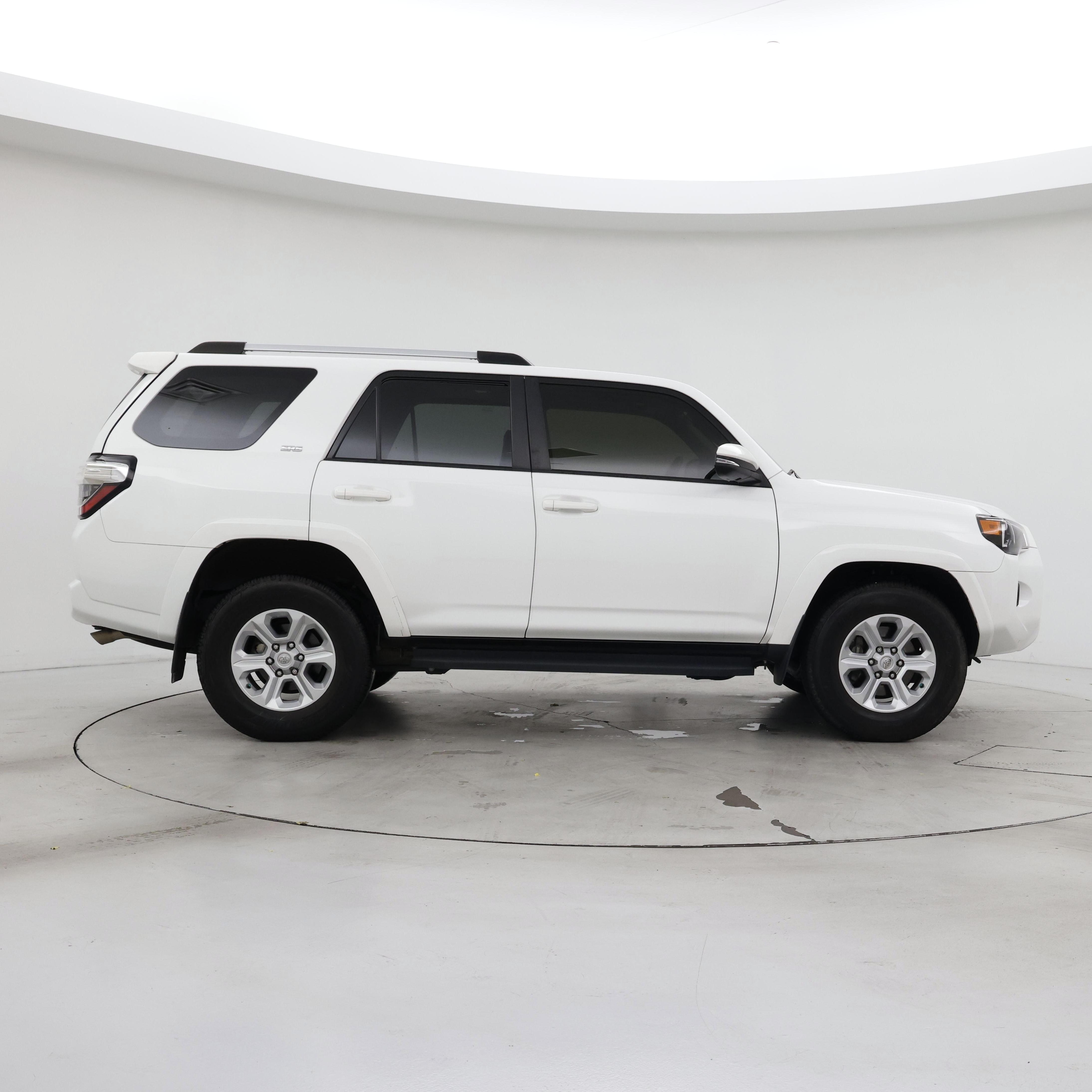 Thumbnail: 2022 Toyota 4Runner - 7
