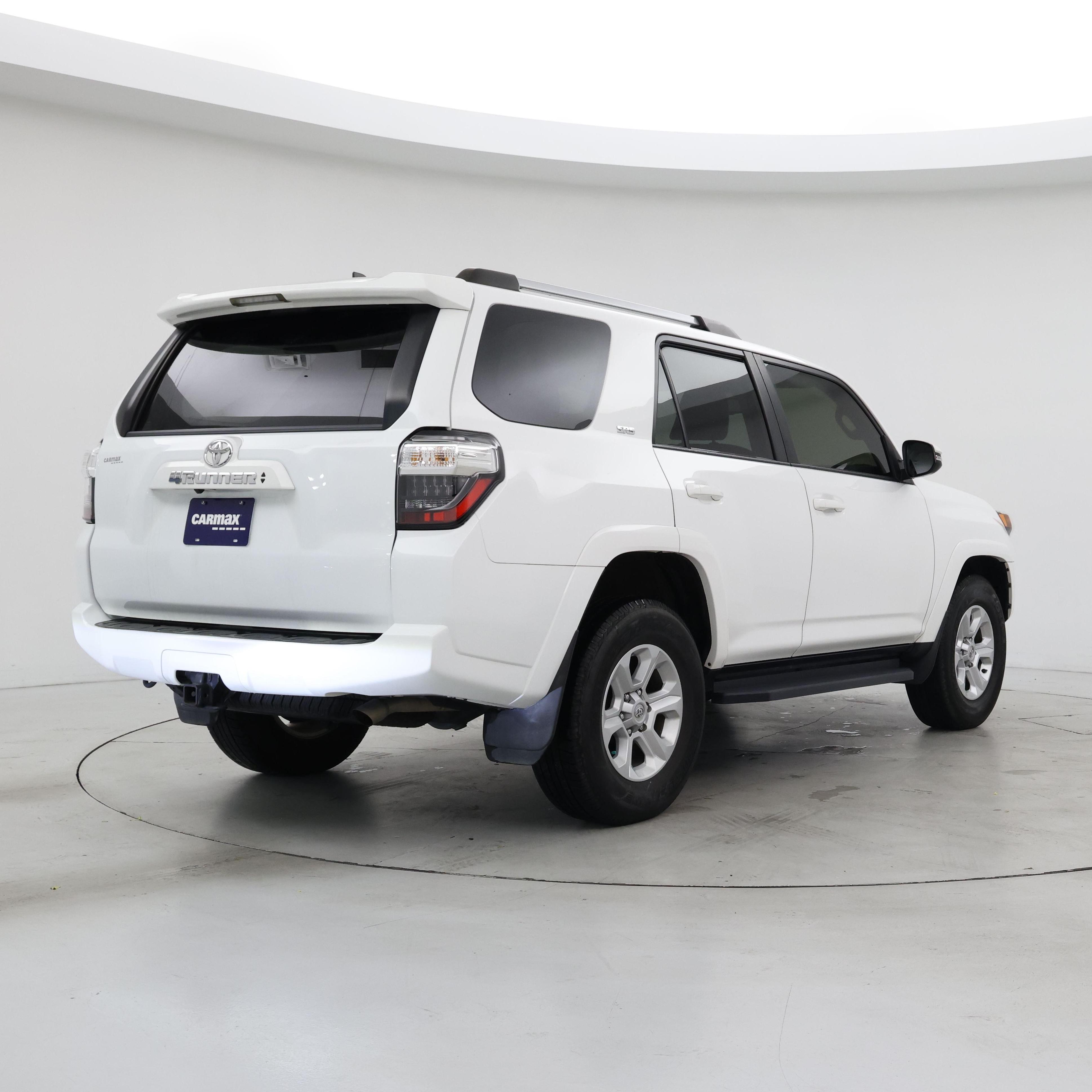 Thumbnail: 2022 Toyota 4Runner - 8