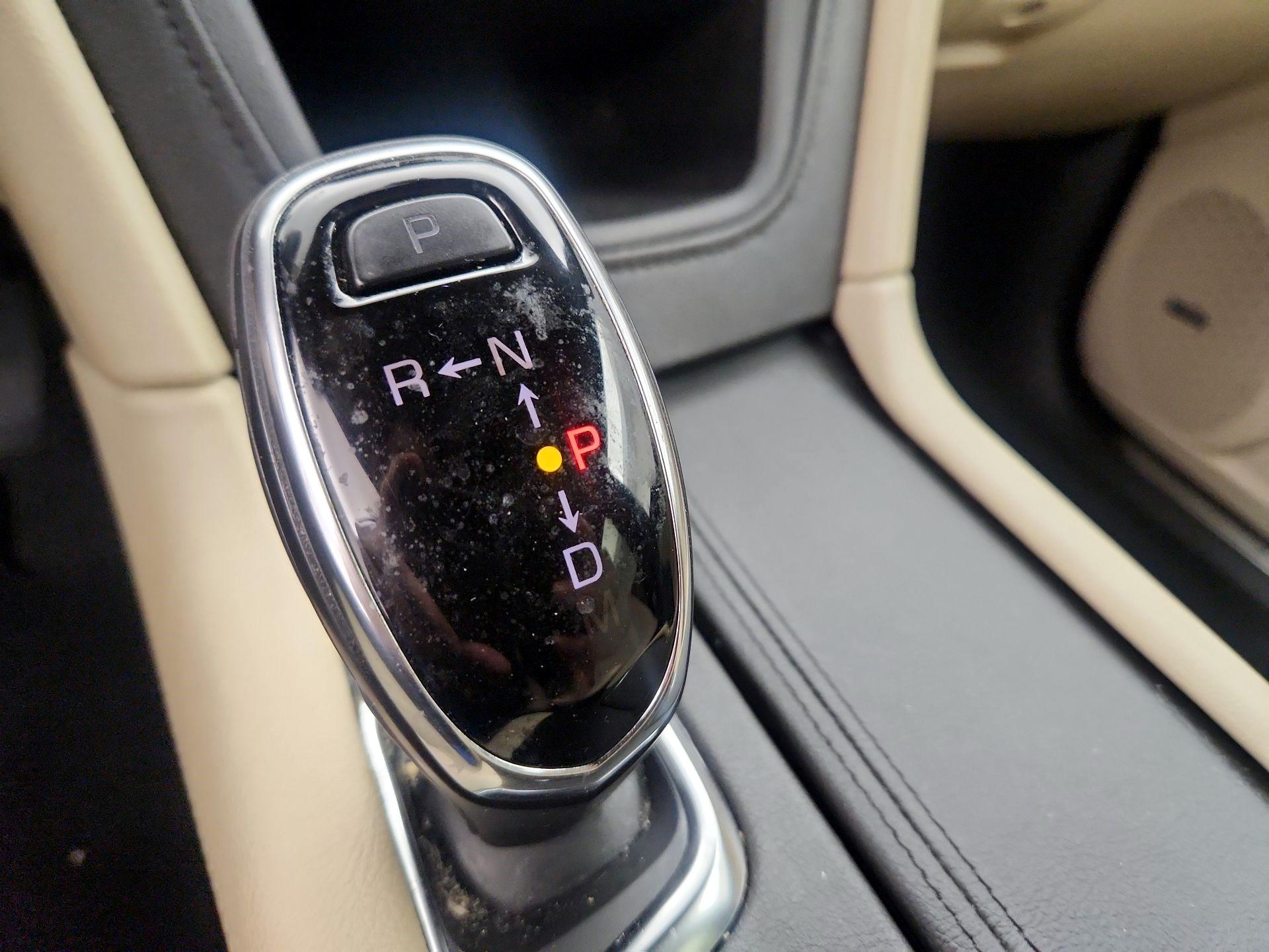Thumbnail: 2017 Cadillac XT5 - 17