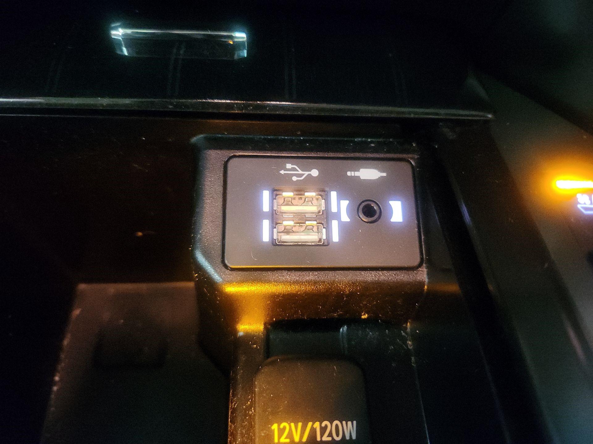 Thumbnail: 2023 Lexus GX - 18