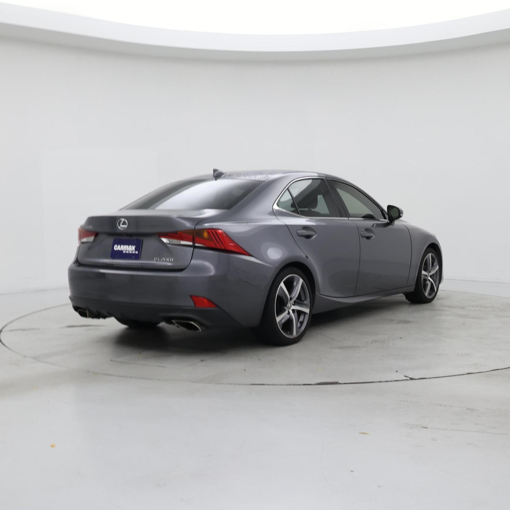 Thumbnail: 2017 Lexus IS - 8