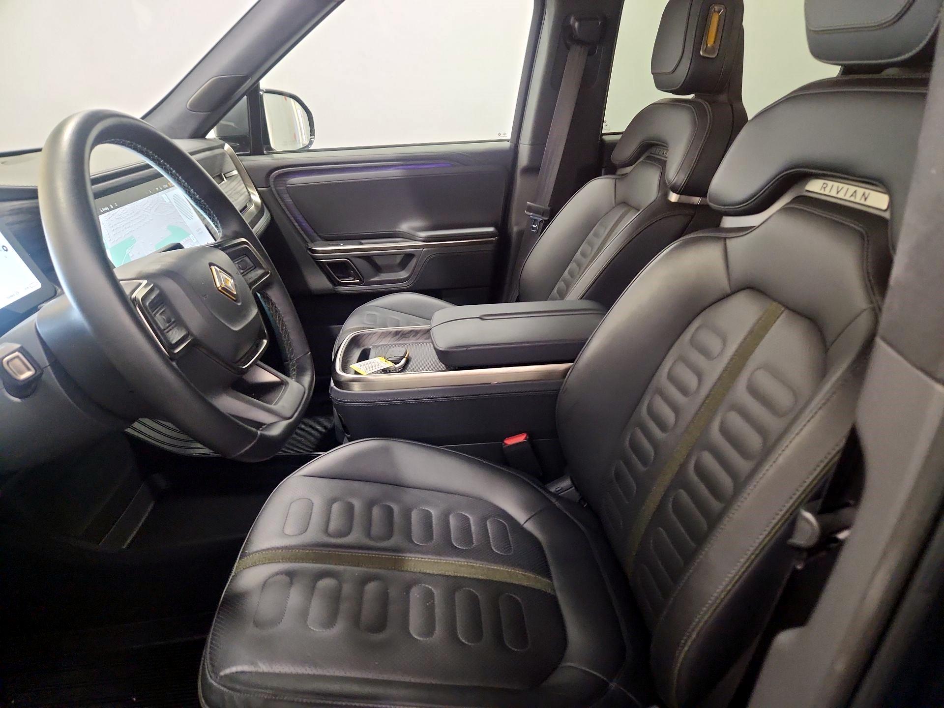 Thumbnail: 2022 Rivian R1T - 11