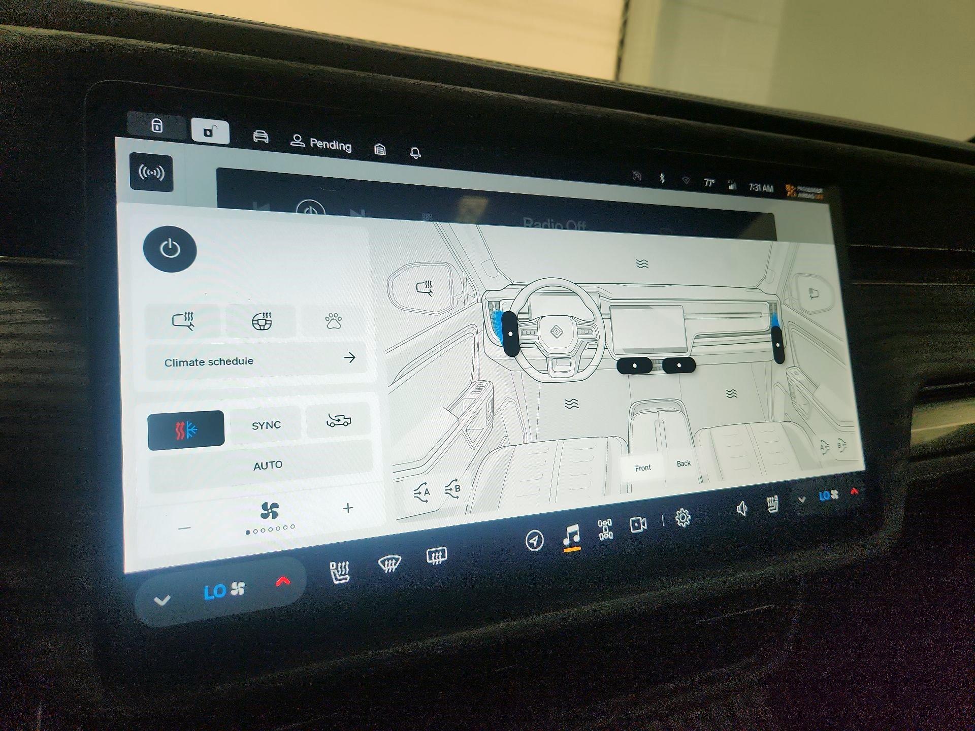 Thumbnail: 2022 Rivian R1T - 17