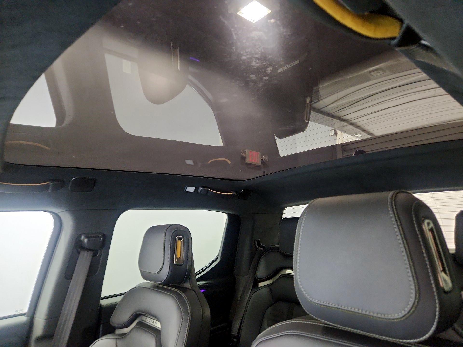 Thumbnail: 2022 Rivian R1T - 20