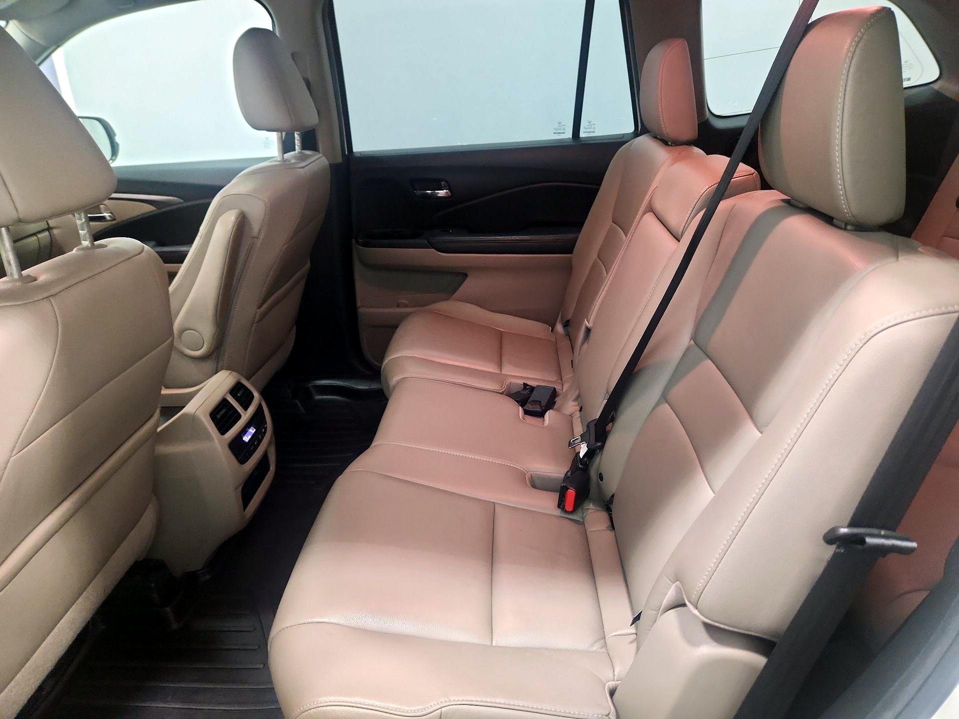 Thumbnail: 2016 Honda Pilot - 20