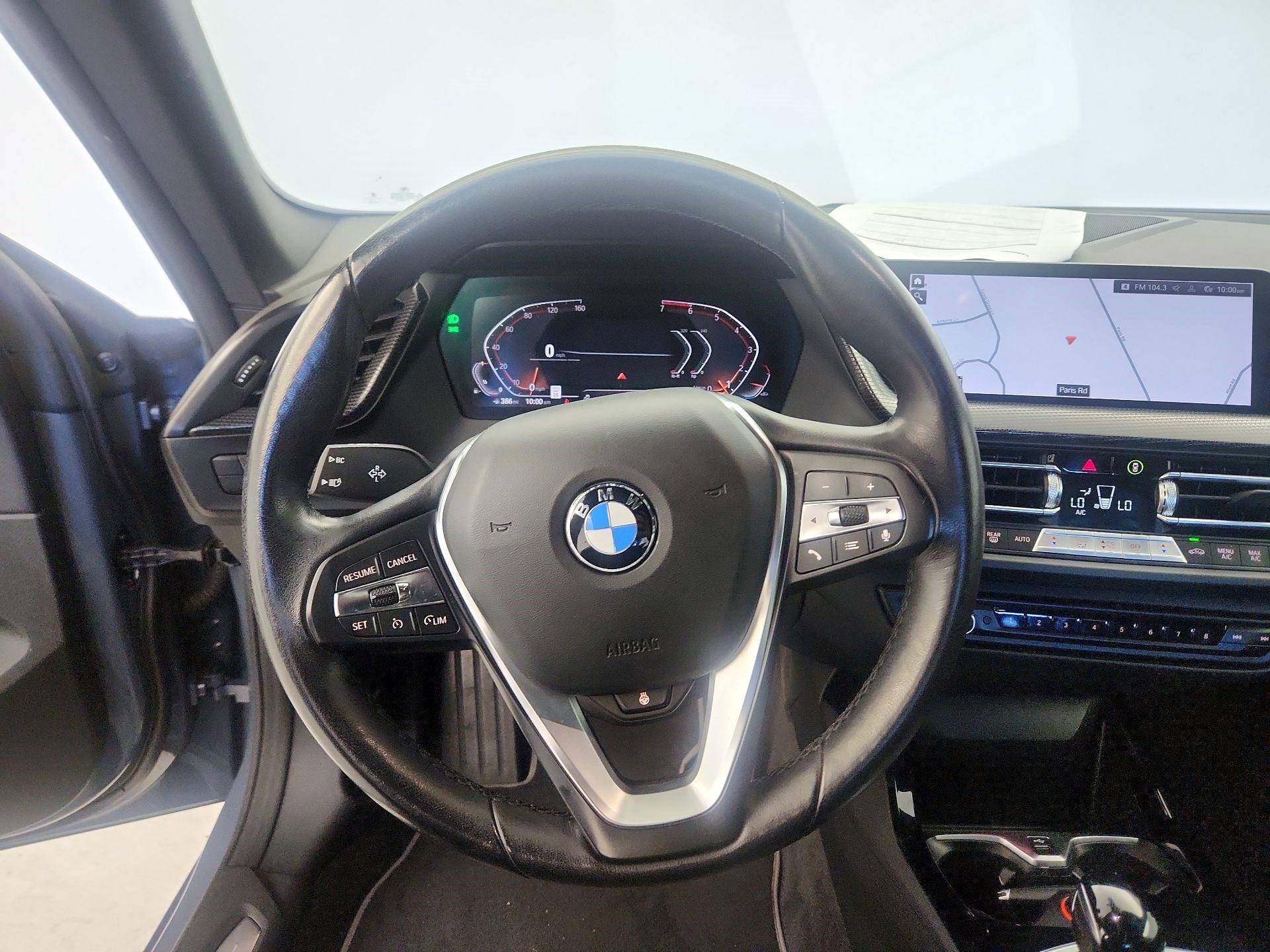 Thumbnail: 2022 BMW 2 Series - 10
