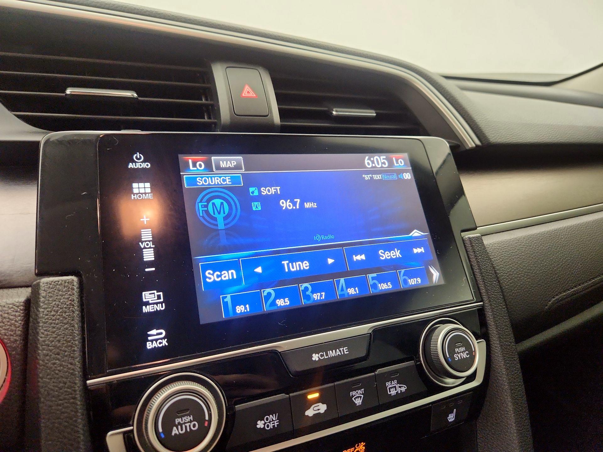 Thumbnail: 2016 Honda Civic - 16