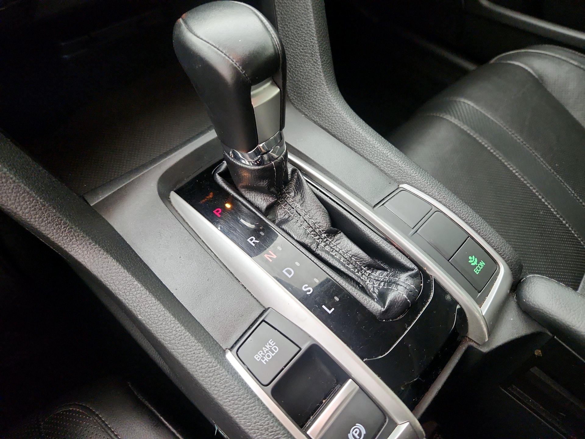 Thumbnail: 2016 Honda Civic - 18