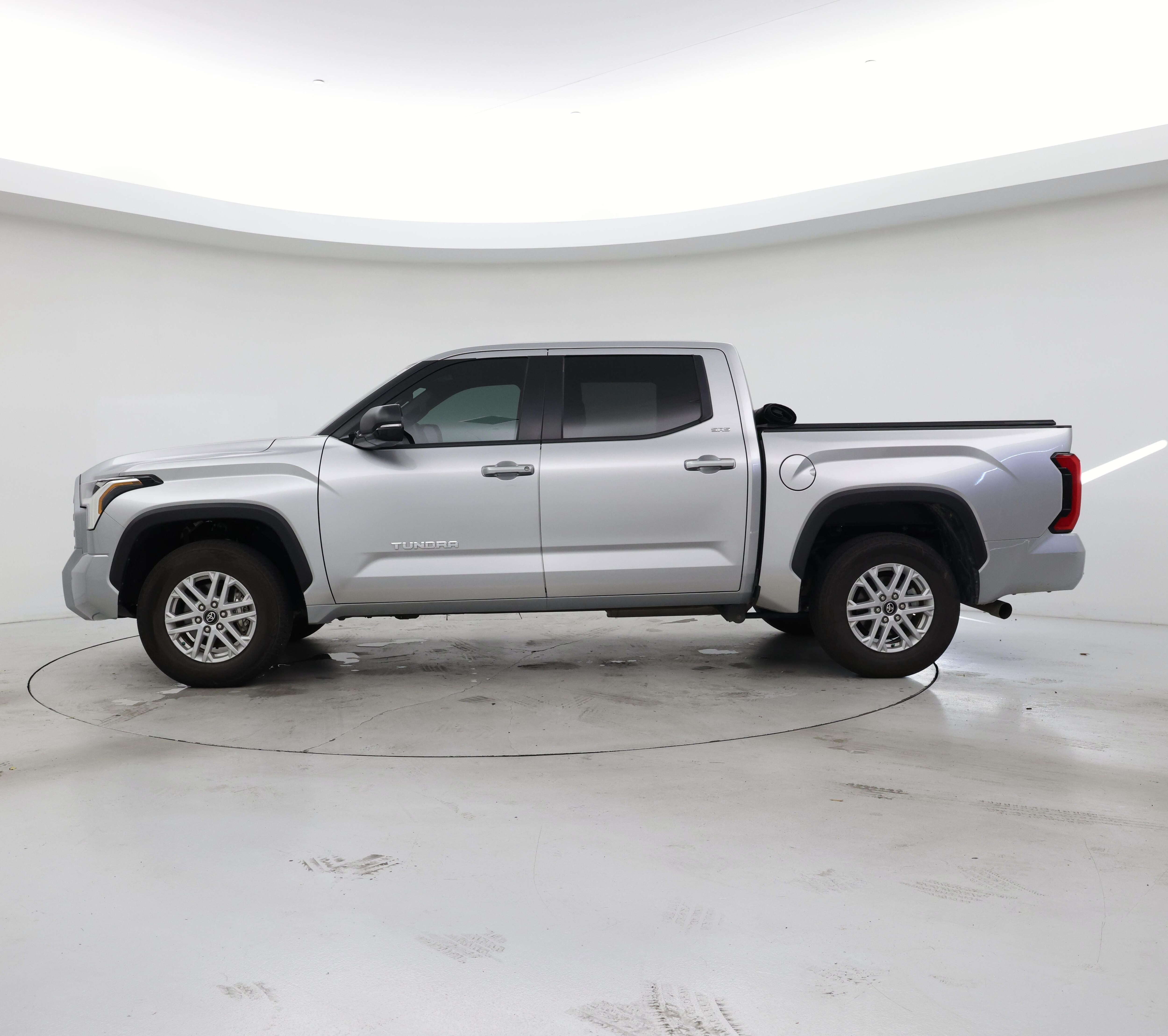 Thumbnail: 2025 Toyota Tundra - 3