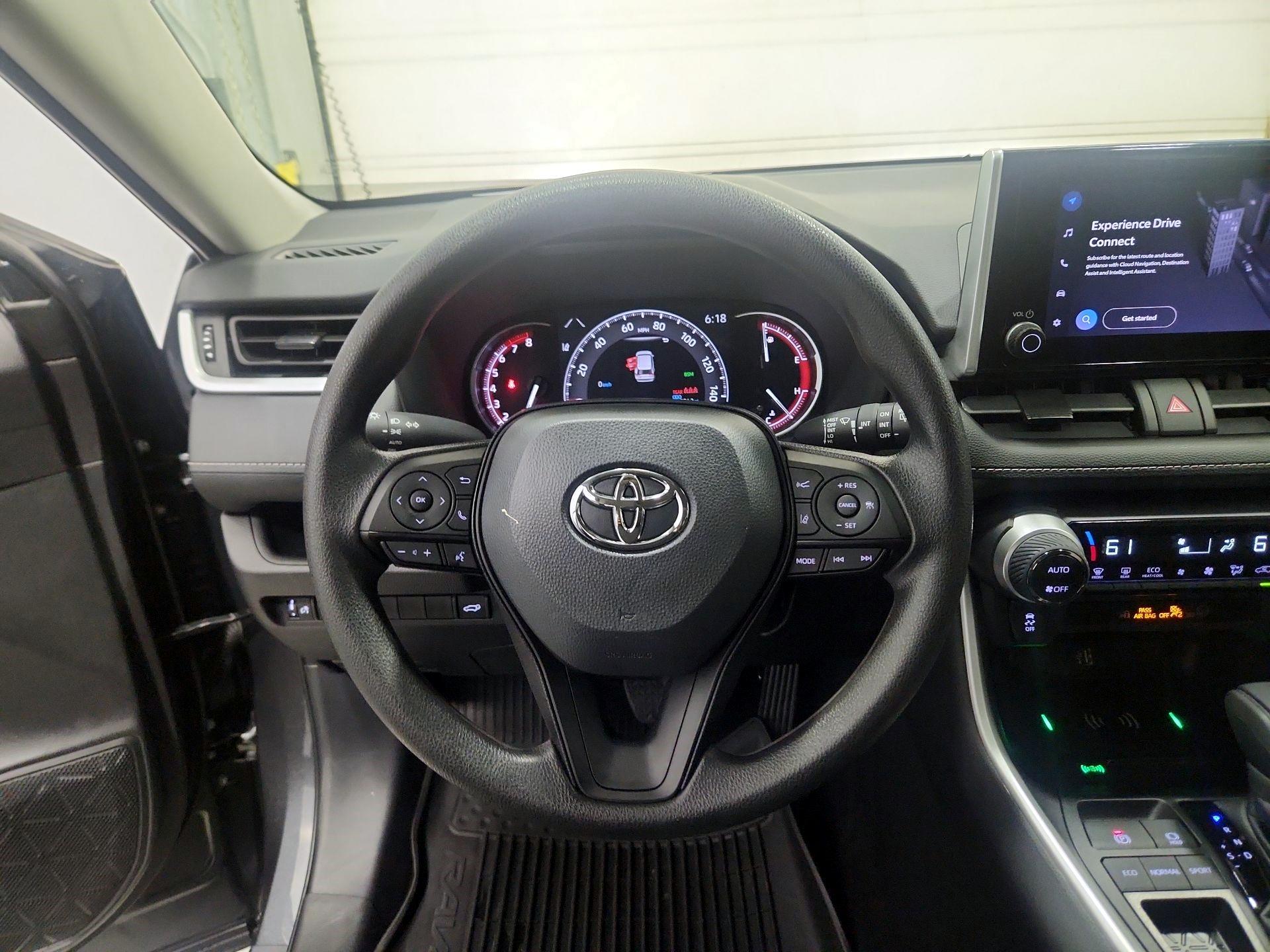 Thumbnail: 2024 Toyota RAV4 - 10