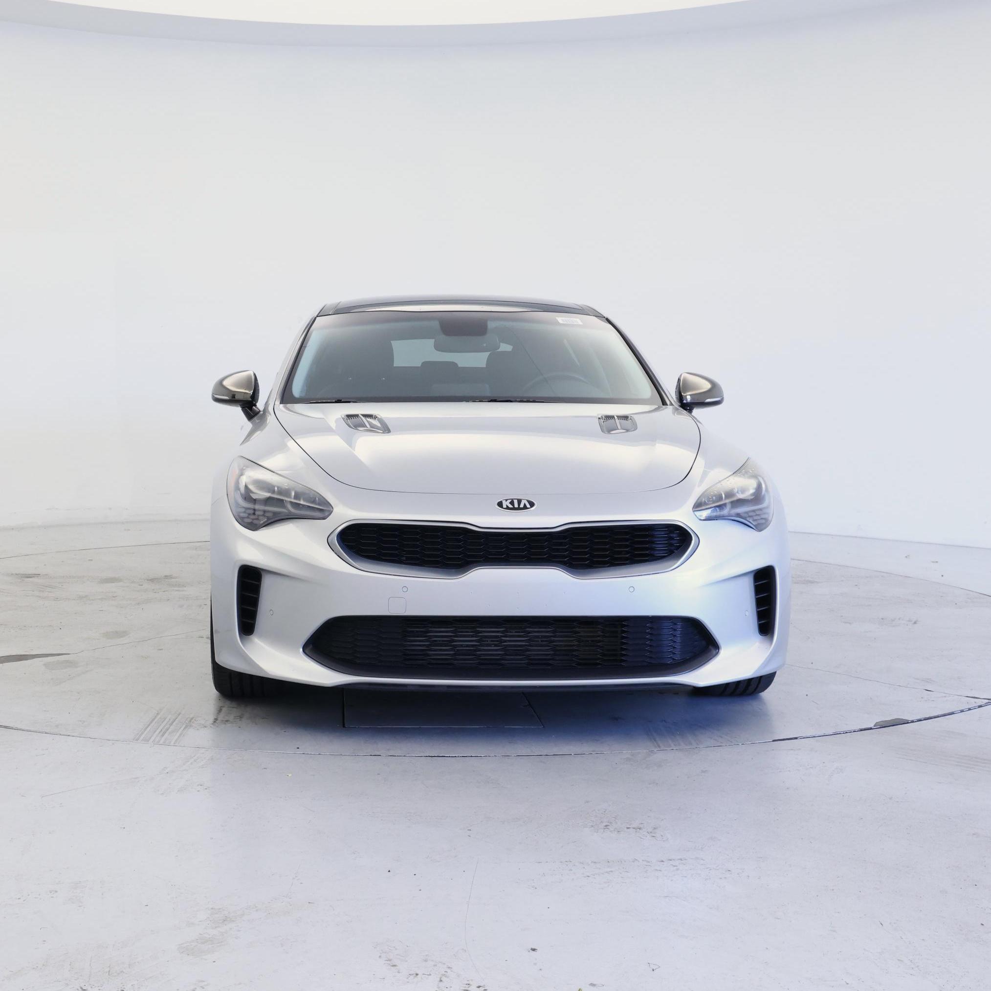 Thumbnail: 2018 Kia Stinger - 5