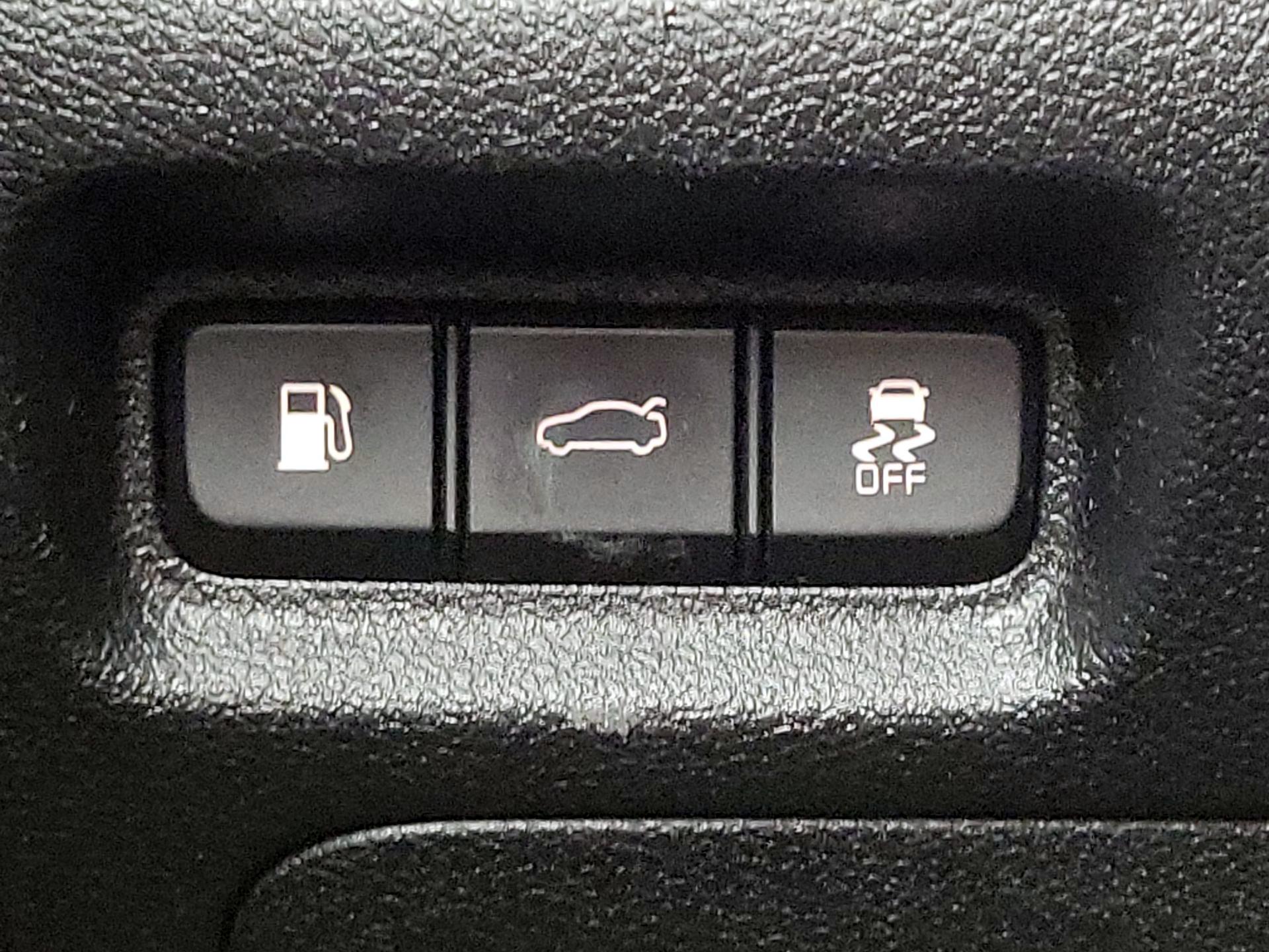 Thumbnail: 2019 Kia Optima - 13