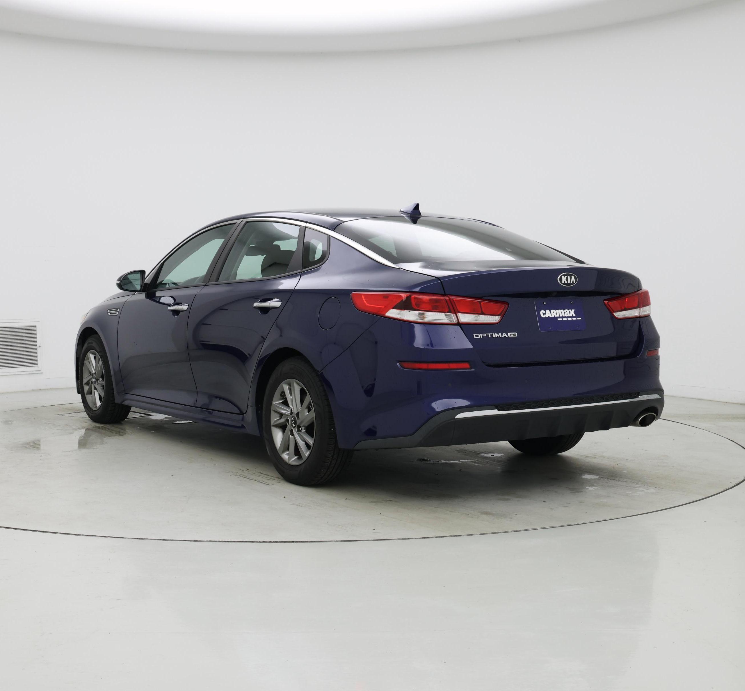 Thumbnail: 2019 Kia Optima - 2