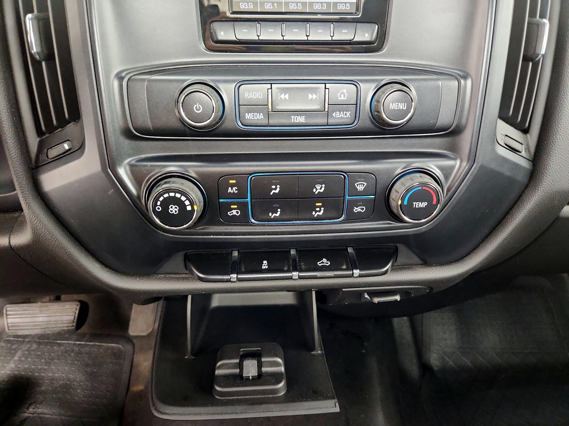 Thumbnail: 2014 Chevrolet Silverado 1500 - 15