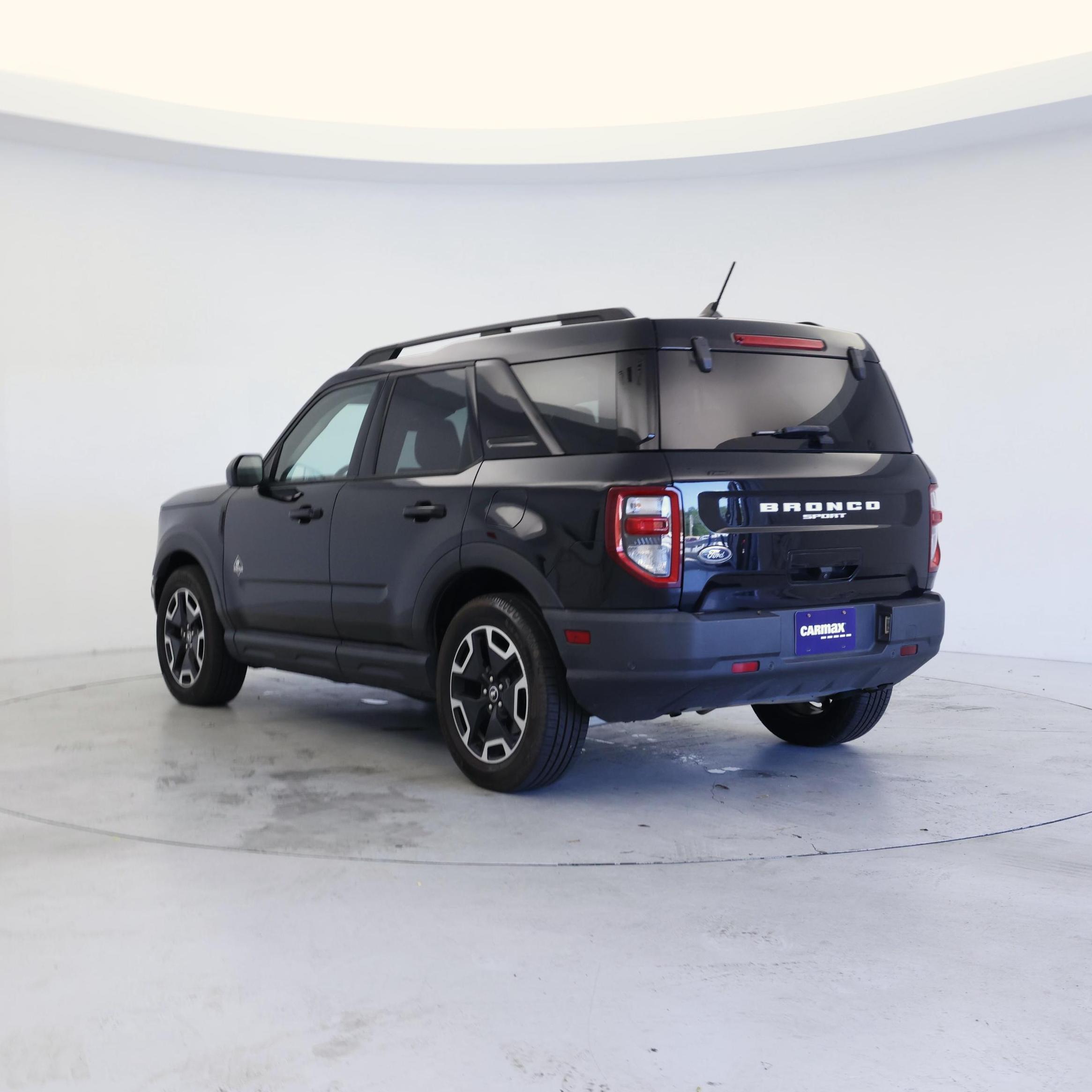 Thumbnail: 2021 Ford Bronco Sport - 2