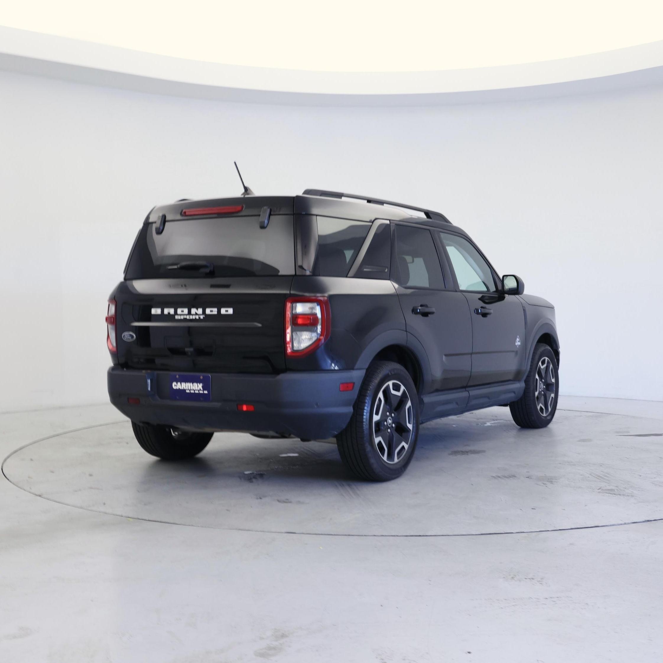 Thumbnail: 2021 Ford Bronco Sport - 8