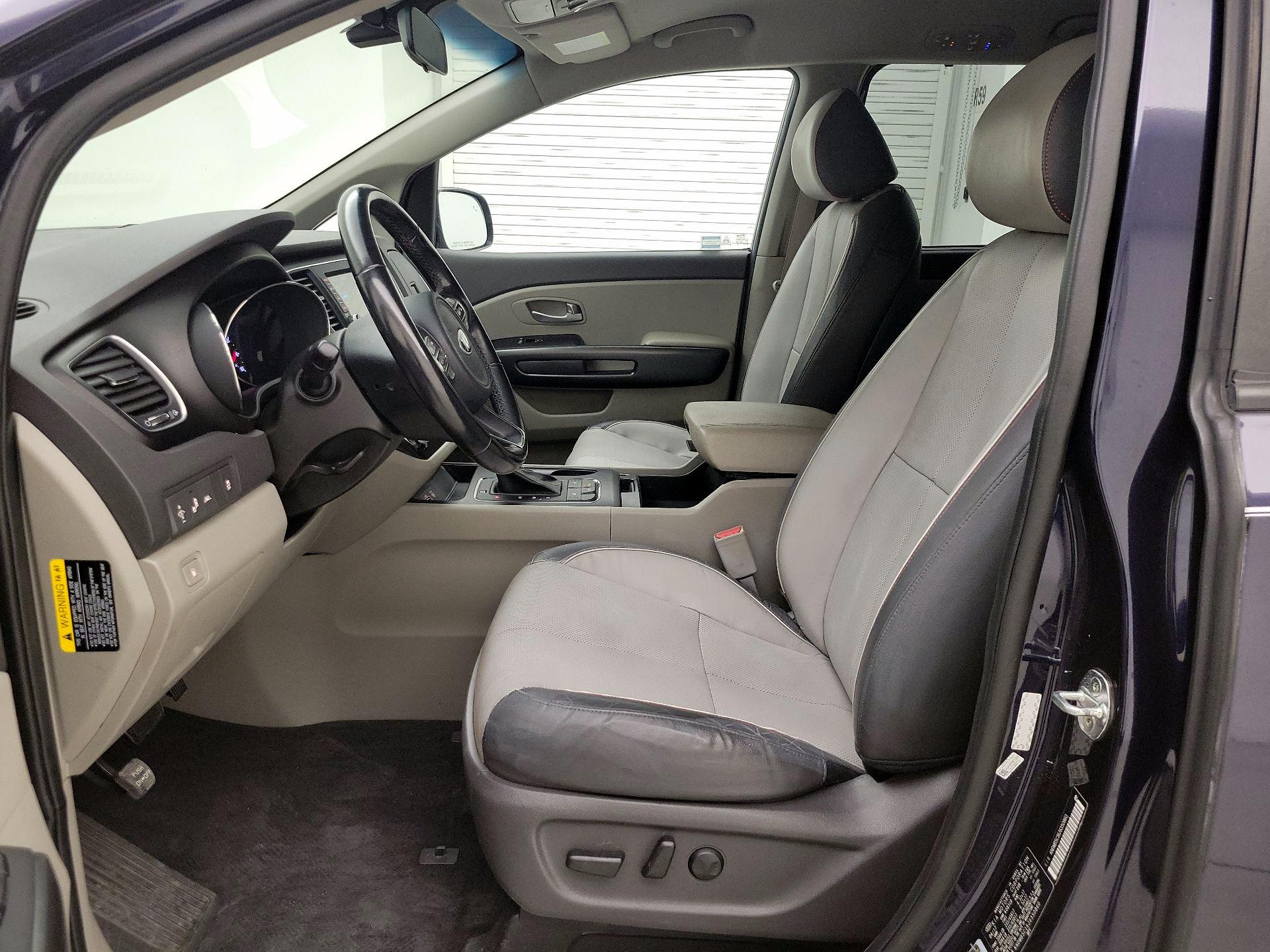 Thumbnail: 2018 Kia Sedona - 11