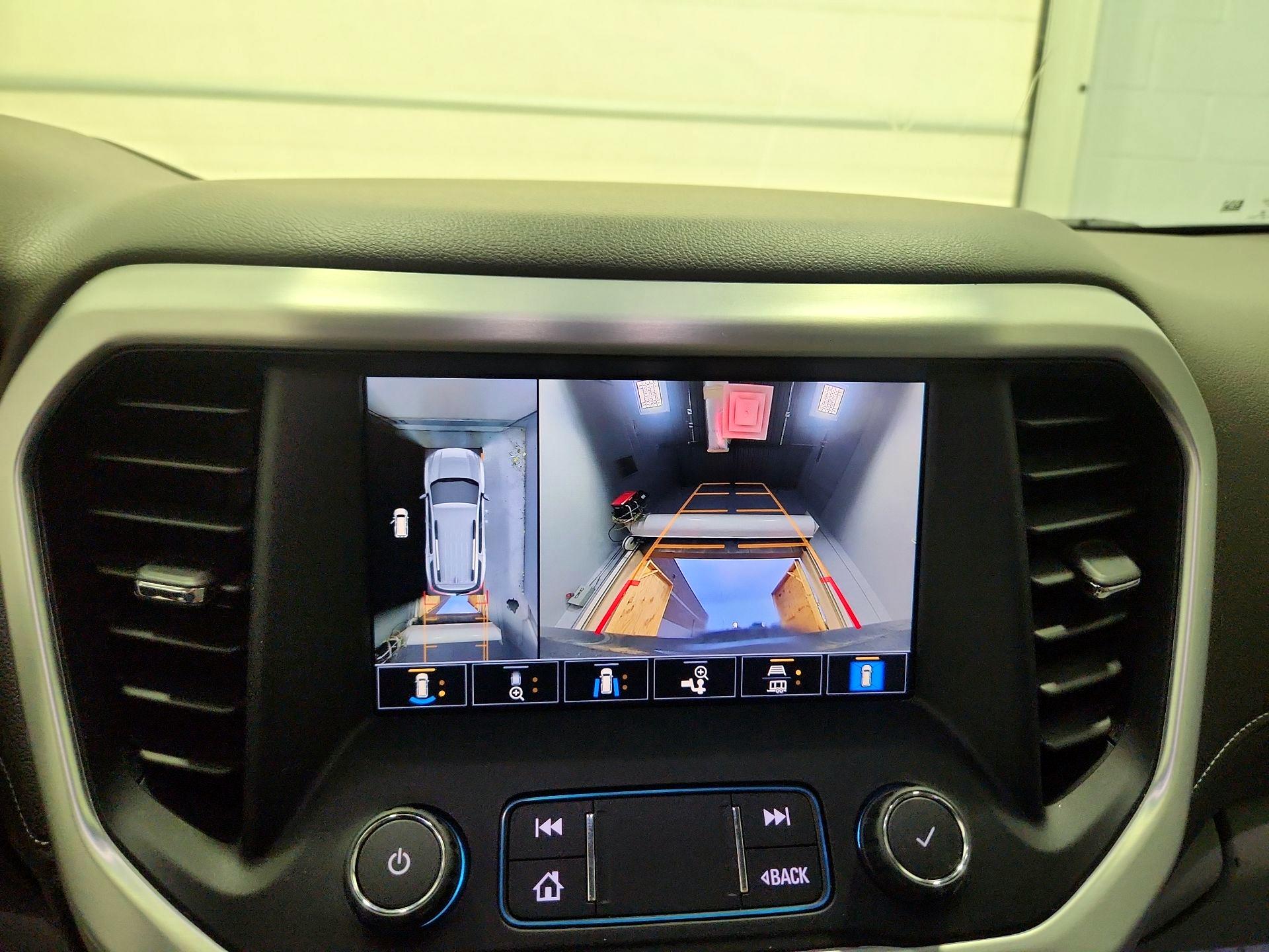 Thumbnail: 2021 GMC Acadia - 14