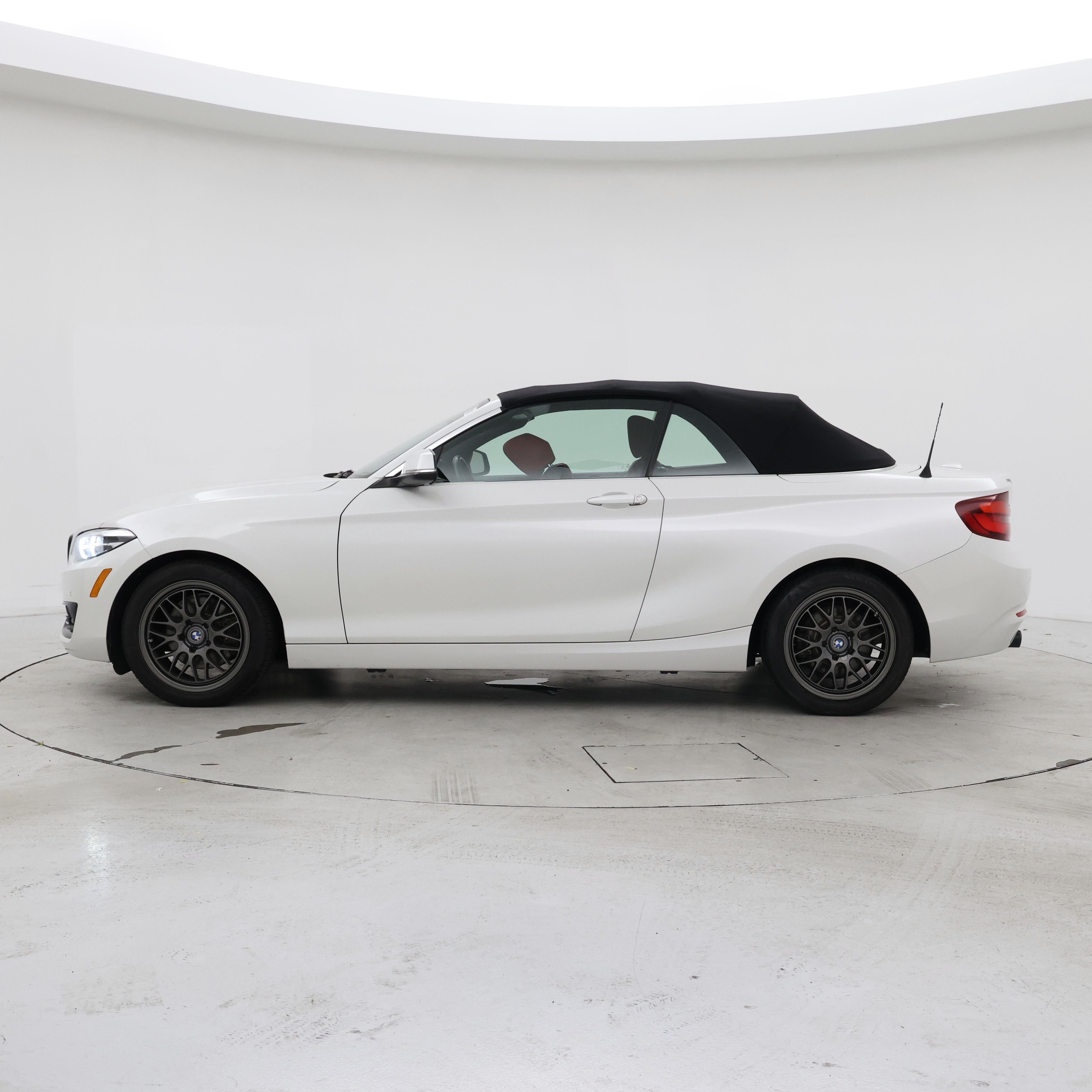 Thumbnail: 2020 BMW 2 Series - 3