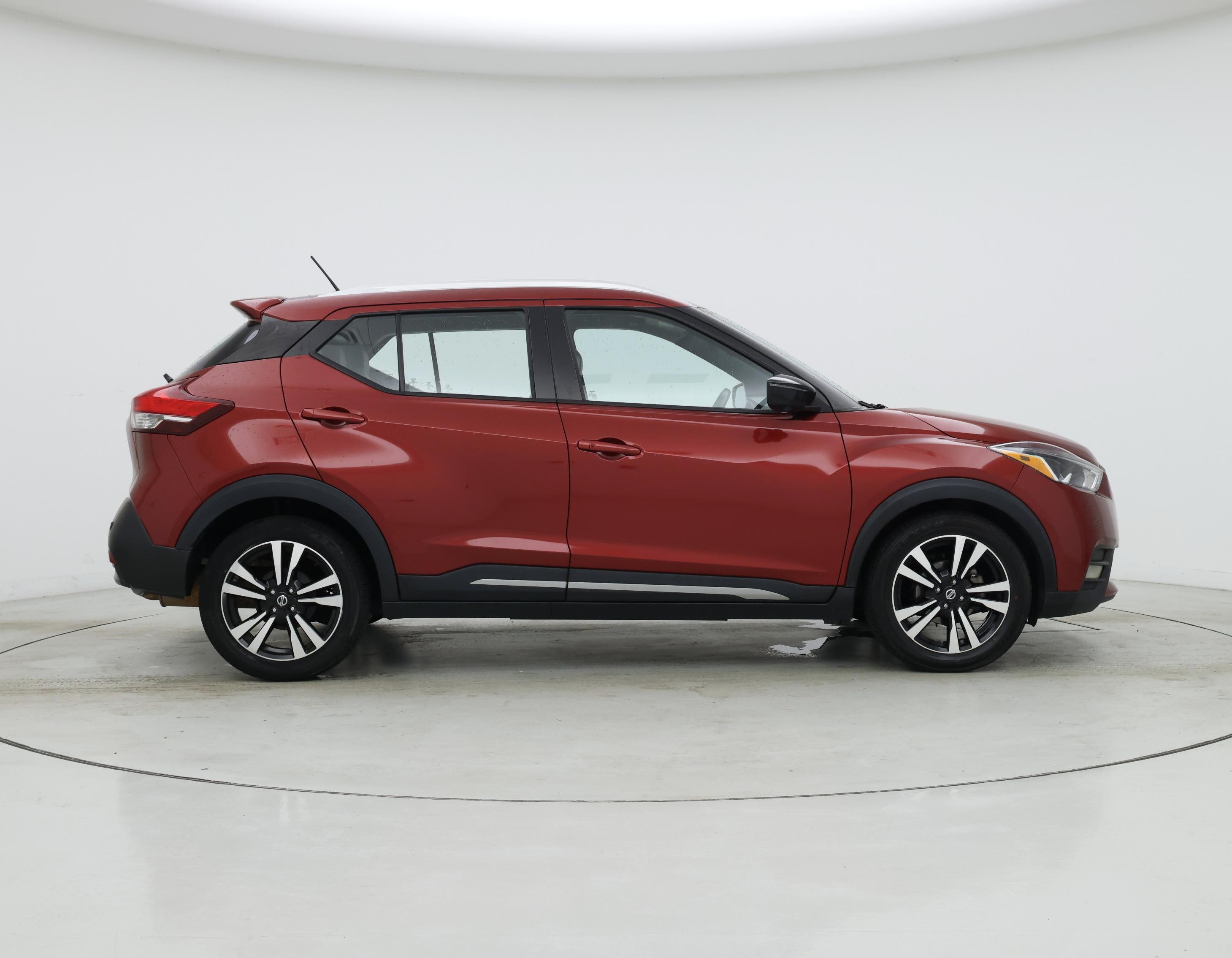 Thumbnail: 2020 Nissan Kicks - 7