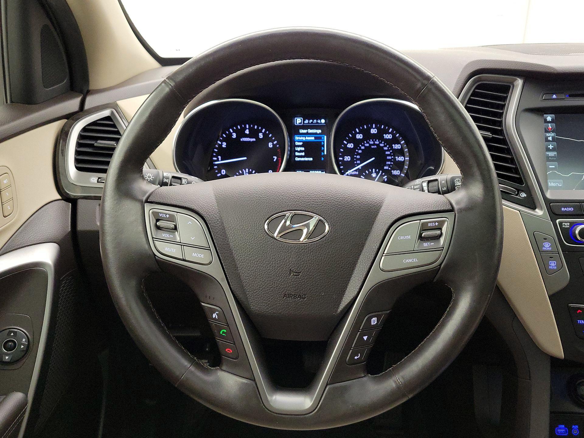 Thumbnail: 2017 Hyundai Santa Fe - 10