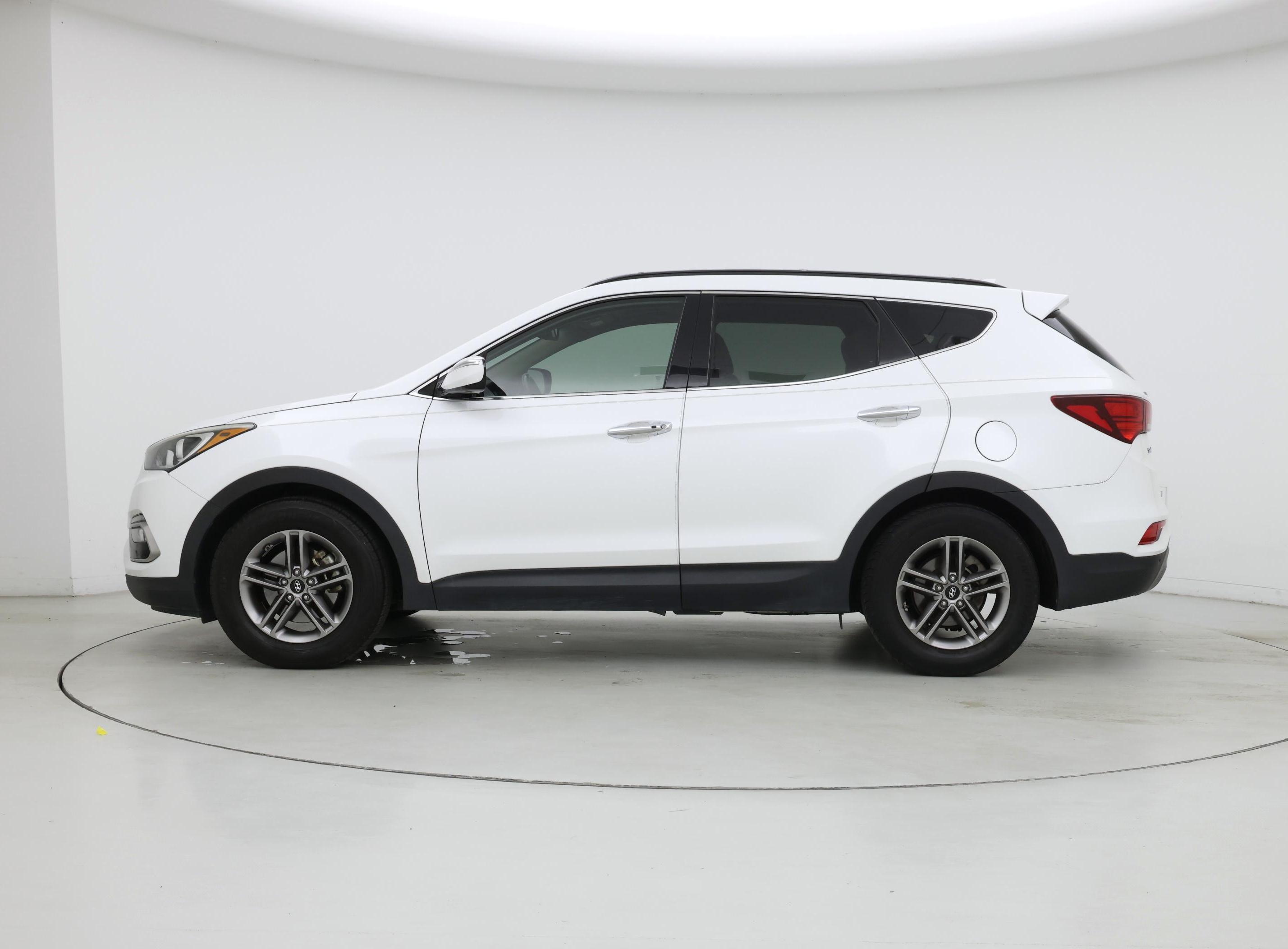 Thumbnail: 2017 Hyundai Santa Fe - 3