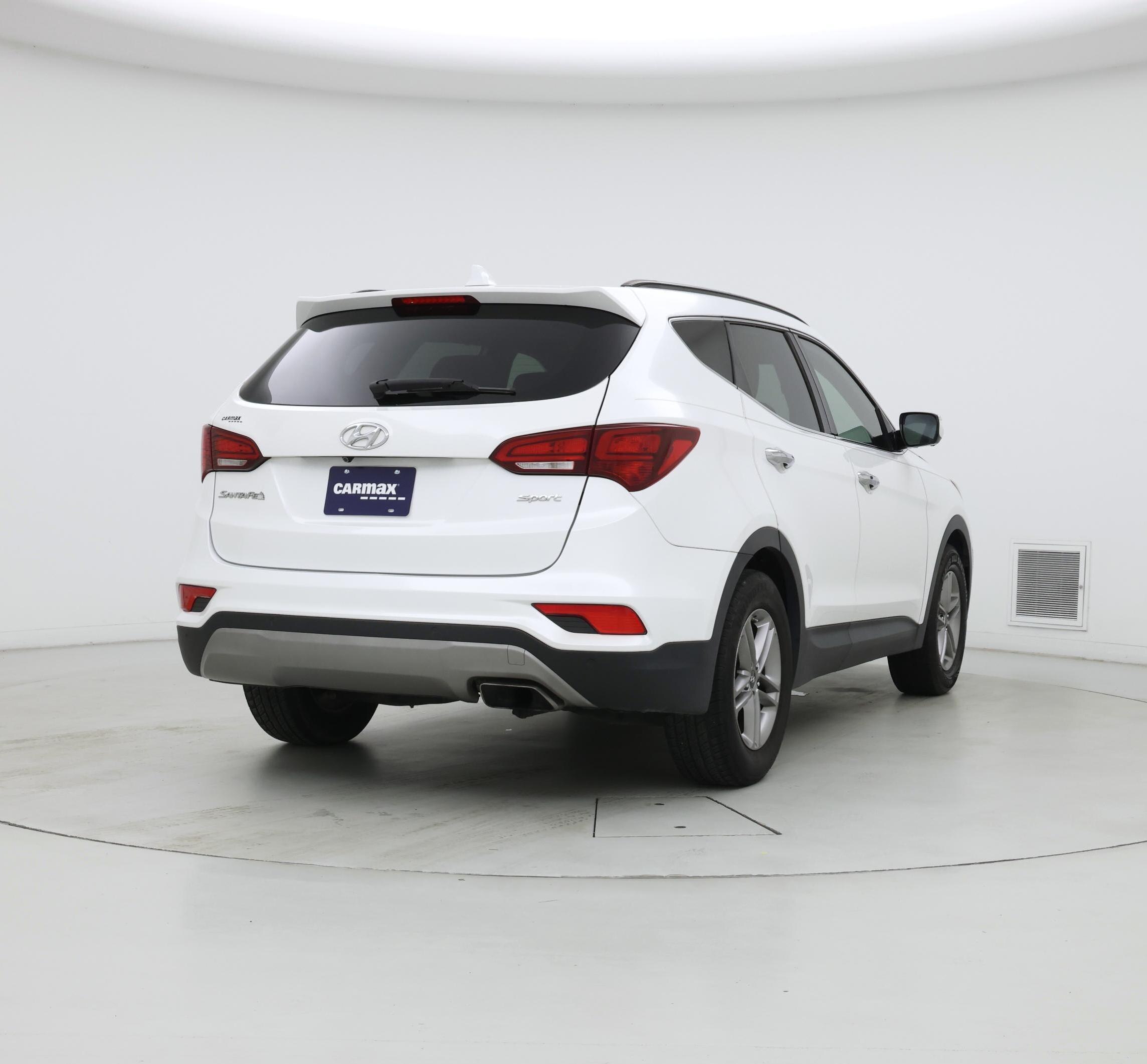 Thumbnail: 2017 Hyundai Santa Fe - 8