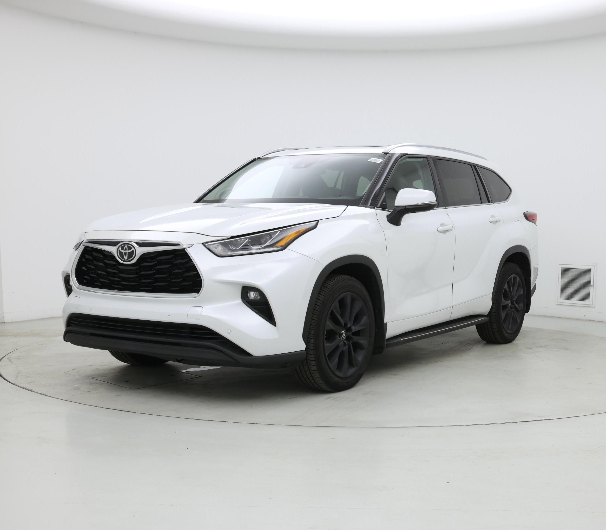 Thumbnail: 2022 Toyota Highlander - 4