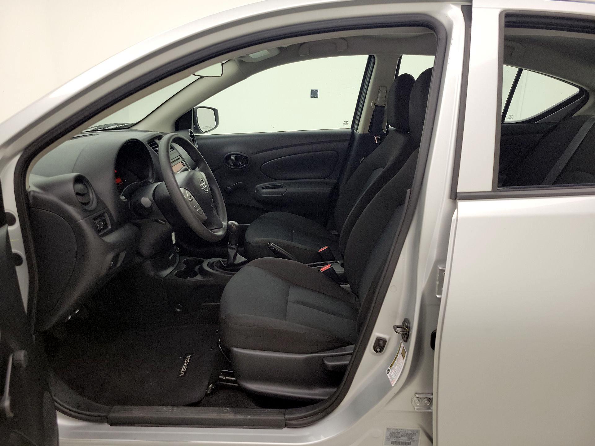 Thumbnail: 2018 Nissan Versa - 11